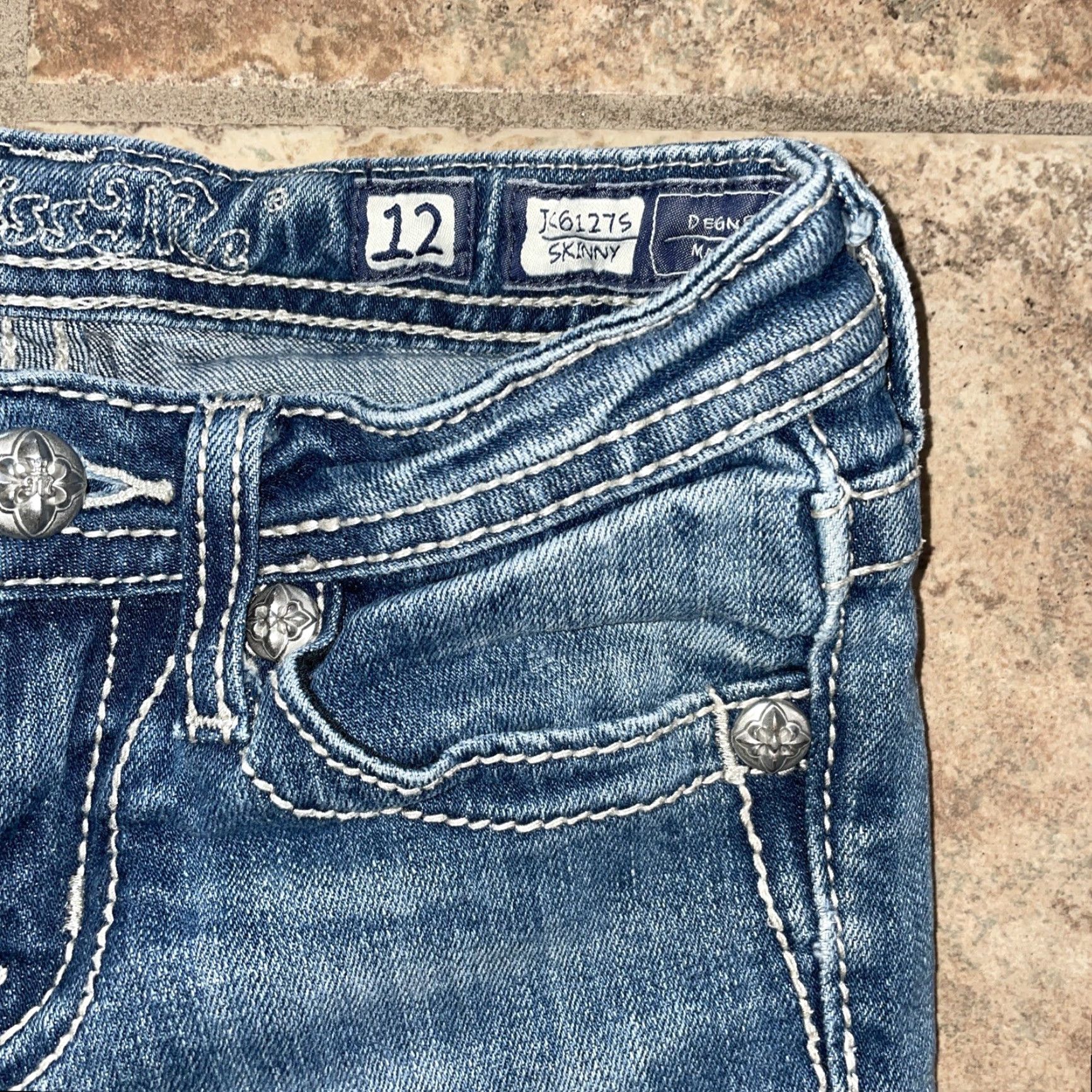 Miss Me VINTAGE Miss Me Women's Skinny Jeans Size 12 Blue 28-Inch Inseam Size 34" / US 12 / IT 48 - 4 Thumbnail