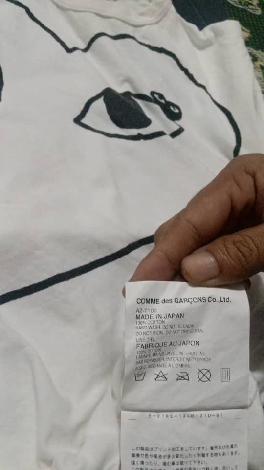 Comme des Garcons Comme des garcons cdg tshirt Size US S / EU 44-46 / 1 - 10 Thumbnail