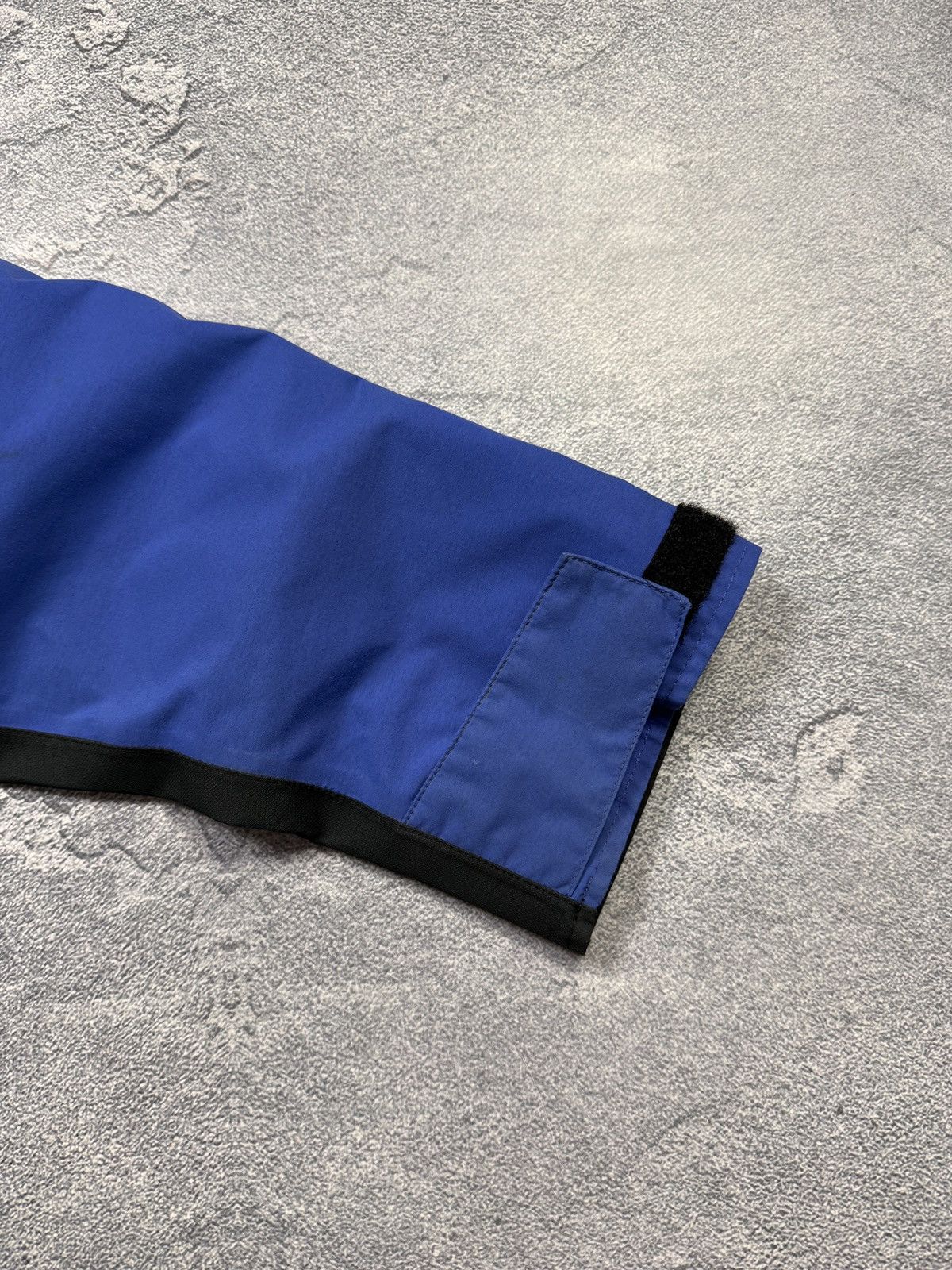 Berghaus Berghaus Mega Peak Windbreaker Vintage Size US M / EU 48-50 / 2 - 13 Thumbnail