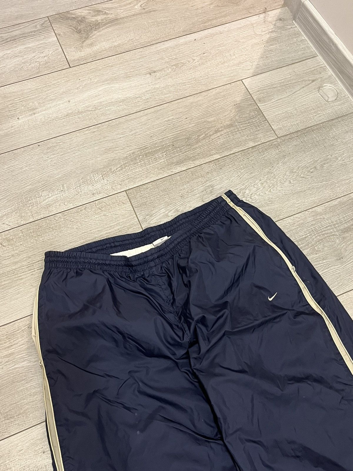 Nike Vintage Nike Track Pants Nylon Y2K 00s Swoosh Striped Size US 40 / EU 56 - 2 Thumbnail