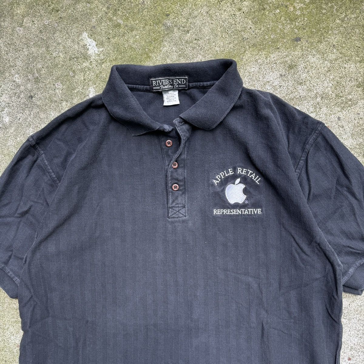 Apple 90s Apple Representative Polo Shirt Grunge Thrashed Faded Size US XL / EU 56 / 4 - 4 Thumbnail