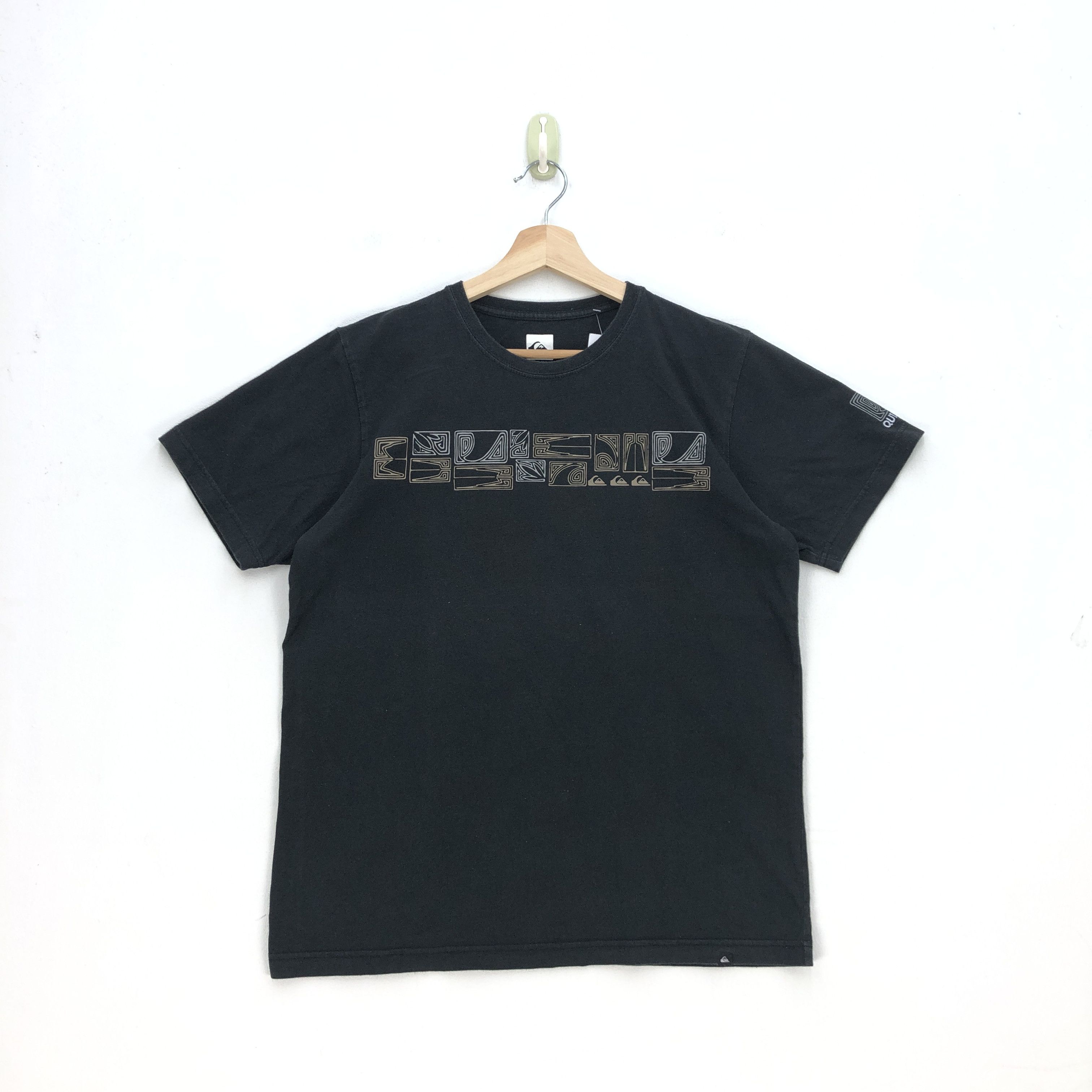 Quiksilver Vintage Quiksilver T Shirt Surfwear Quiksilver Tees Size US M / EU 48-50 / 2 - 1 Thumbnail
