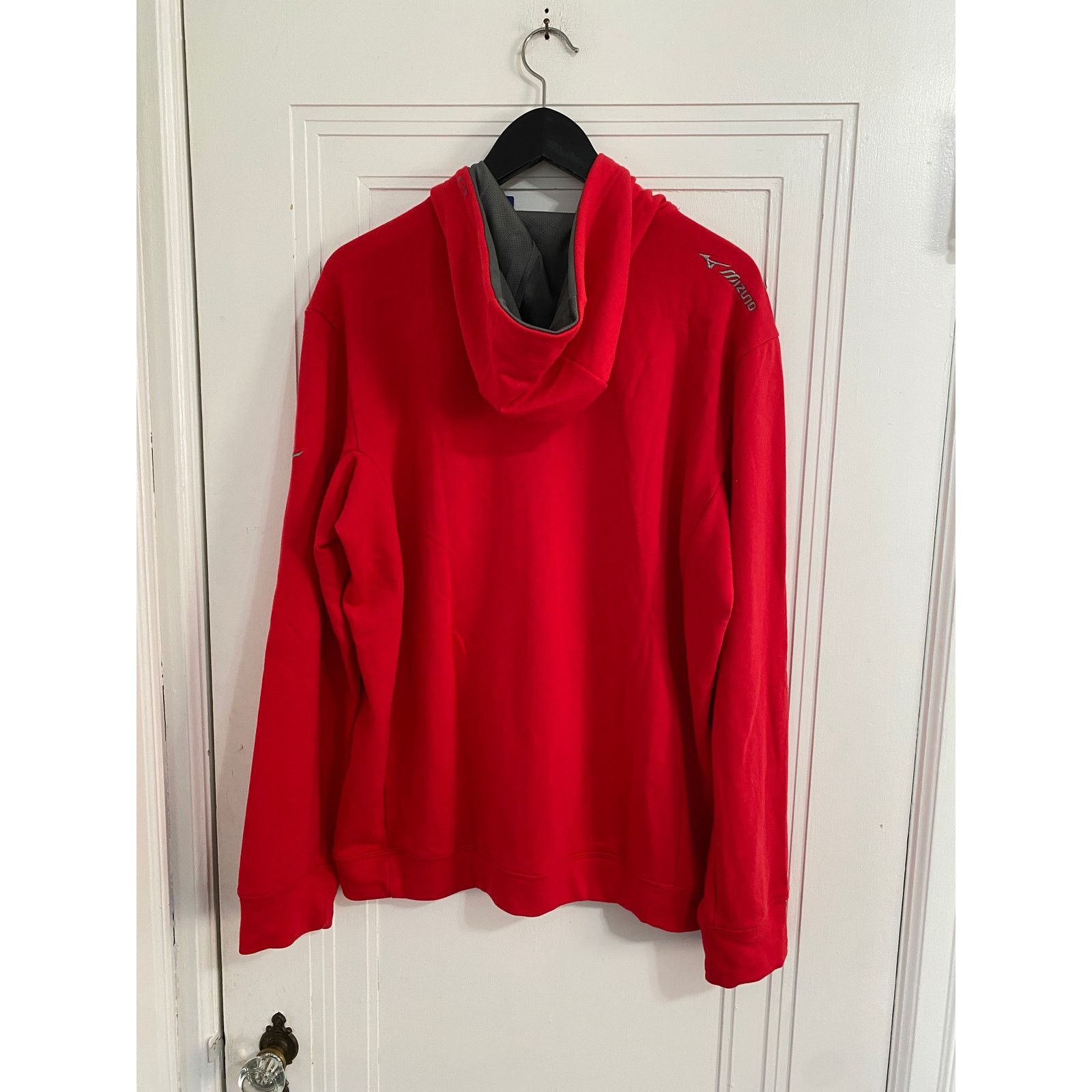 Mizuno NWT Mizuno Red Hoodie Sweatshirt Size Medium Size US L / EU 52-54 / 3 - 3 Thumbnail