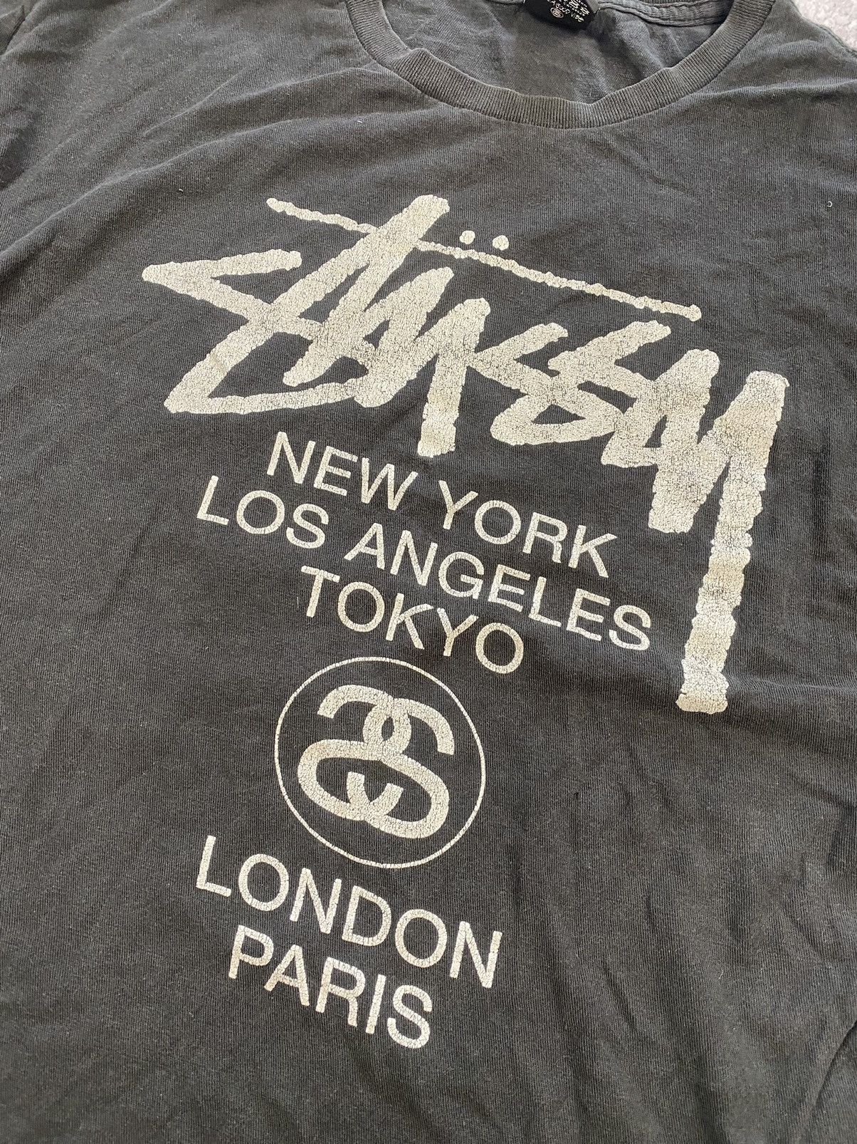 Stussy × Vintage Vintage Stussy Distressed faded black oversized Y2K t-shirt Size US L / EU 52-54 / 3 - 3 Thumbnail