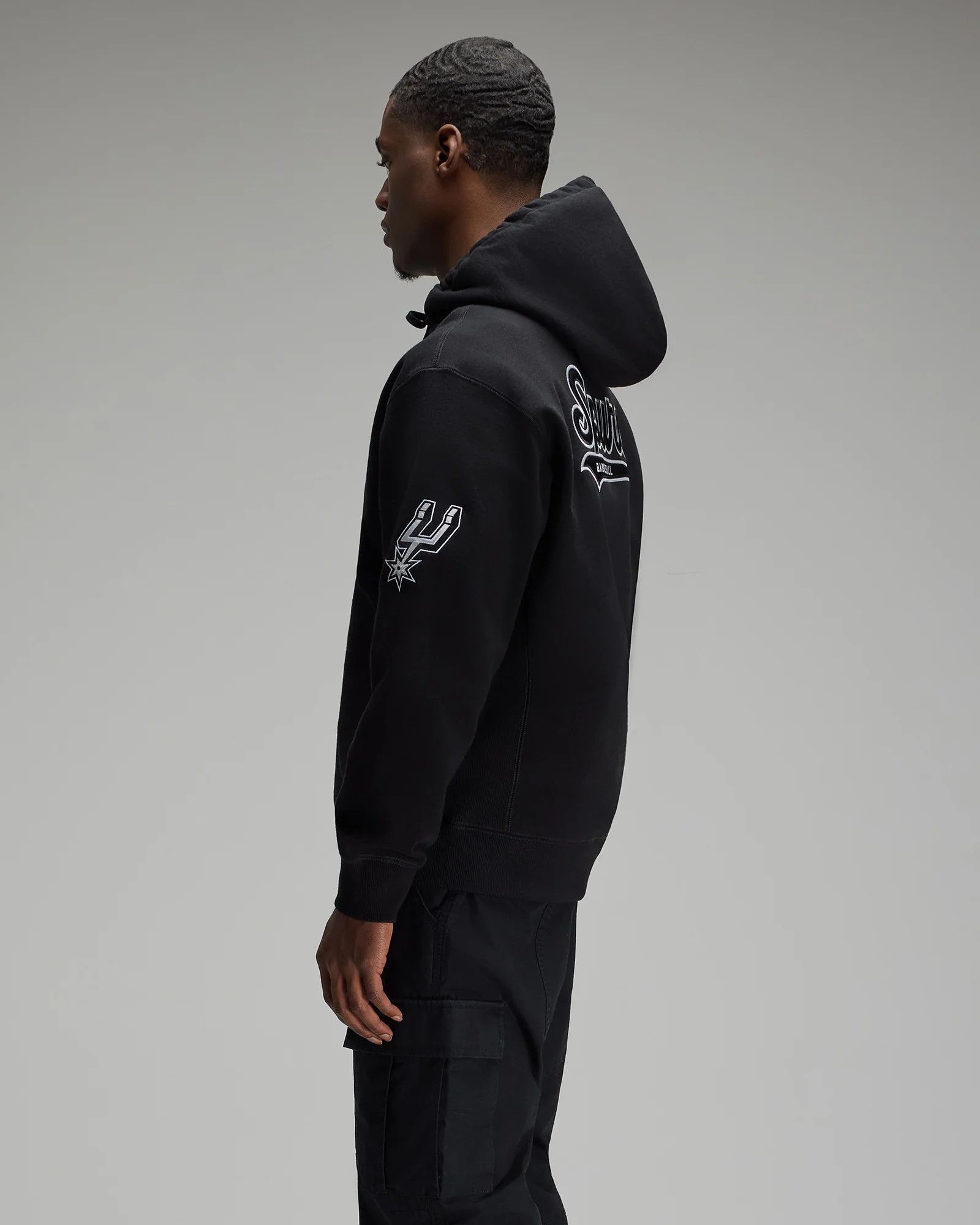 Drake OVO x NBA x SAN ANTONIO SPURS OG OWL HOODIE Size US XXL / EU 58 / 5 - 10 Thumbnail