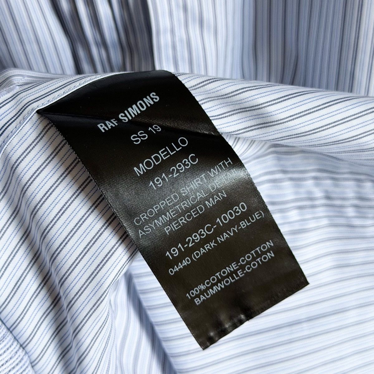 Raf Simons Raf Simons SS19 “Pierced Man” Button Up Pin Stripe Shirt Size US XL / EU 56 / 4 - 6 Thumbnail