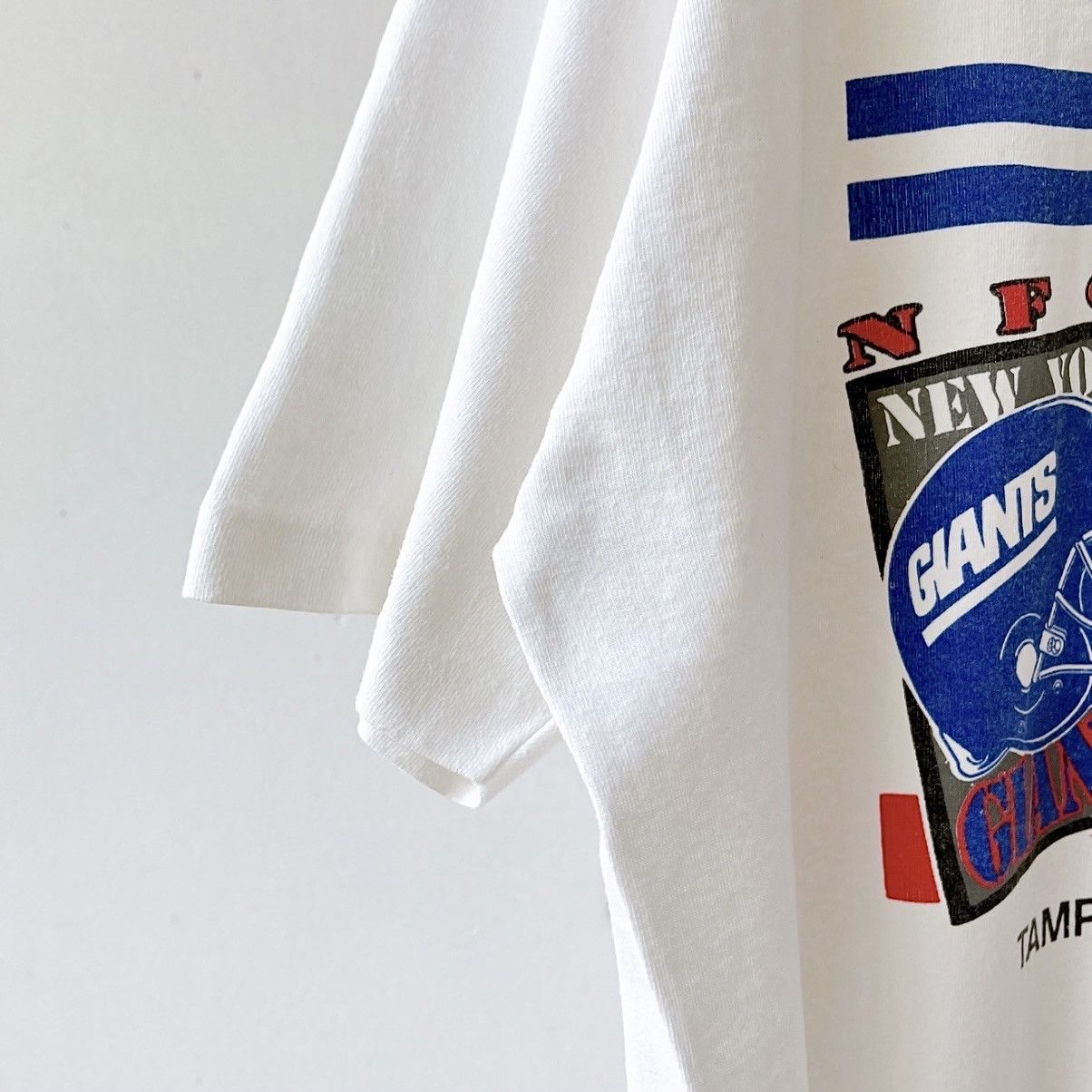 Fruit Of The Loom × Vintage 90s New York Giants Vs Buffalo Bills NFL t-shirt/ XL Size US XL / EU 56 / 4 - 5 Thumbnail