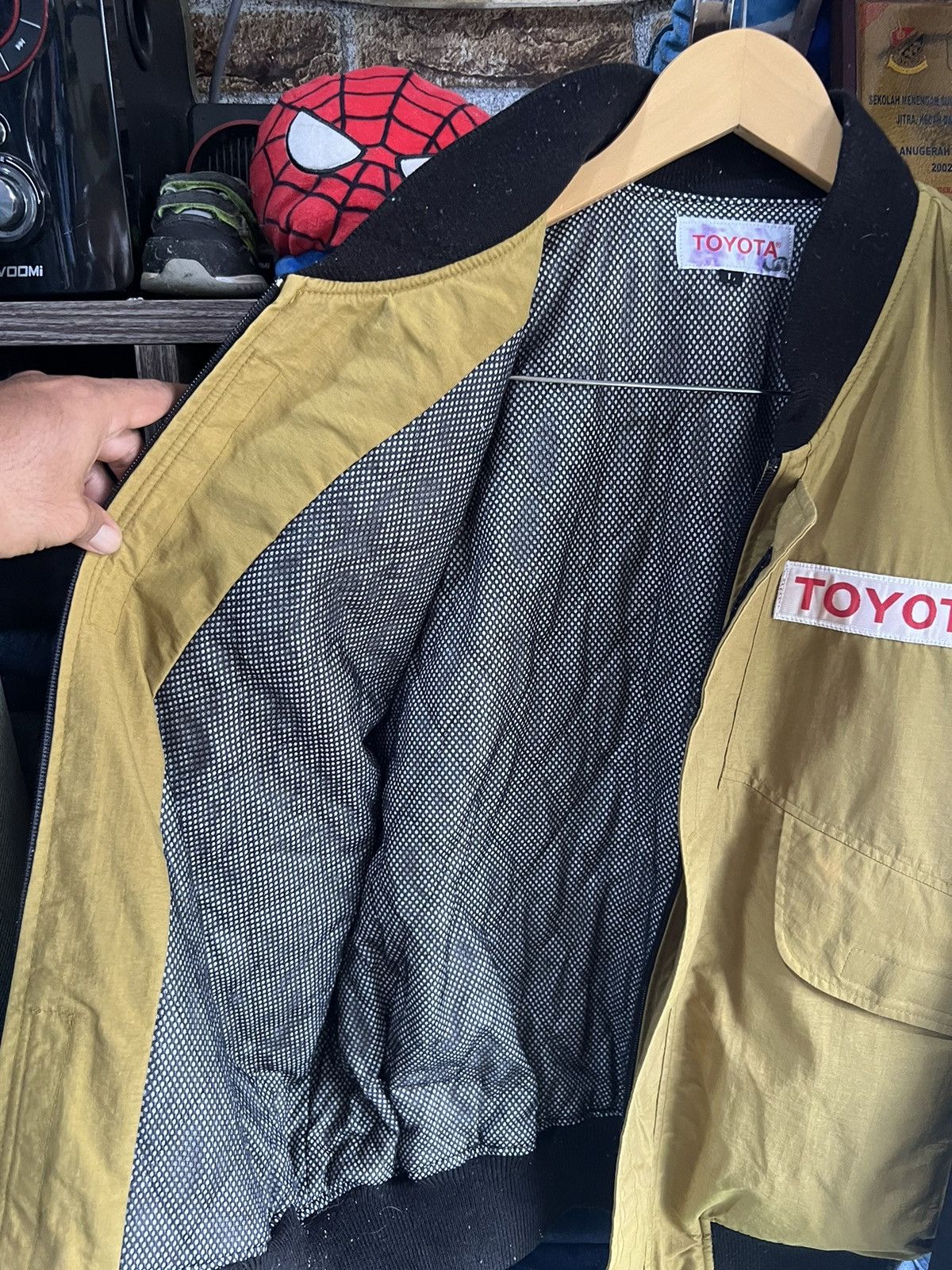 Japanese Brand 🔥Vintage Toyota Zipper Jacket Size US L / EU 52-54 / 3 - 16 Thumbnail