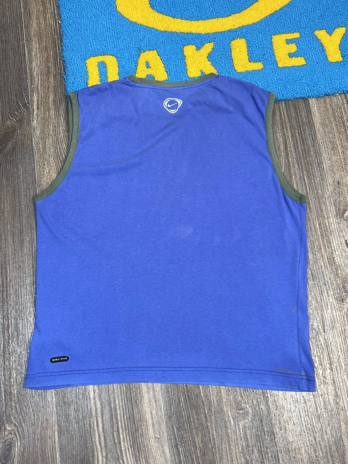Nike Vintage 2004 Nike Brazil Center Logo blue sleeves jersey Size US L / EU 52-54 / 3 - 5 Thumbnail