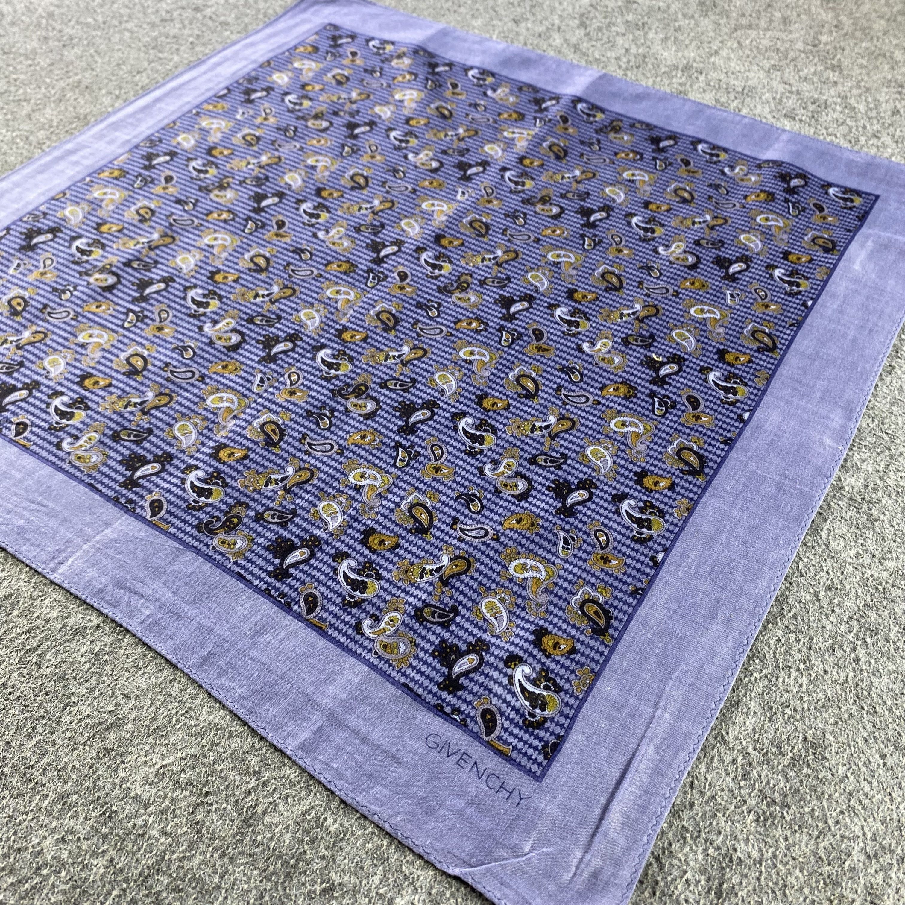 Vintage Givenchy Handkerchief/Neckerchief/Bandana HC626 Size ONE SIZE - 2 Thumbnail