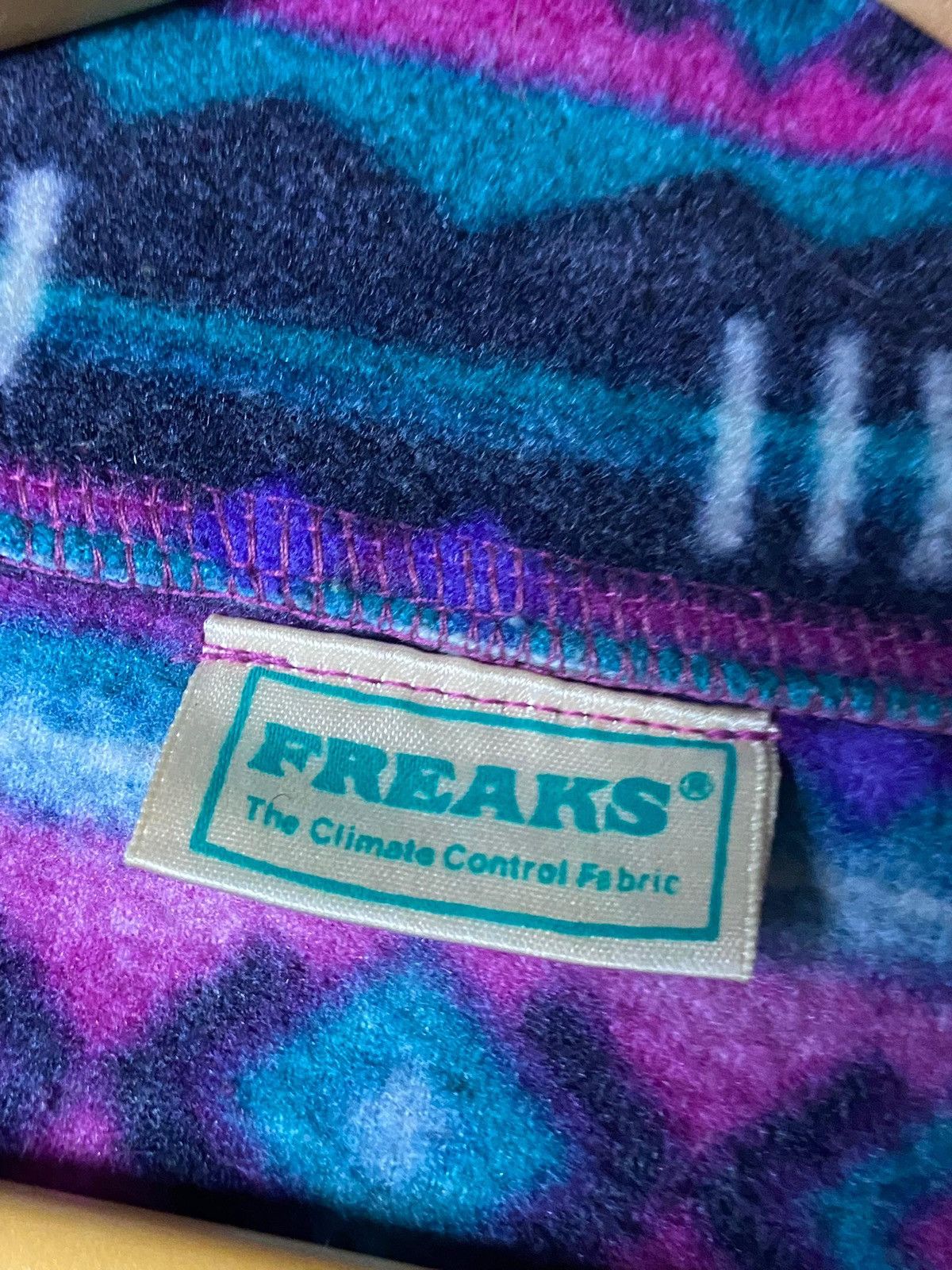 Japanese Brand FREAKS Brand Abstract Half Button Fleece Pullover (162) Size US M / EU 48-50 / 2 - 6 Thumbnail