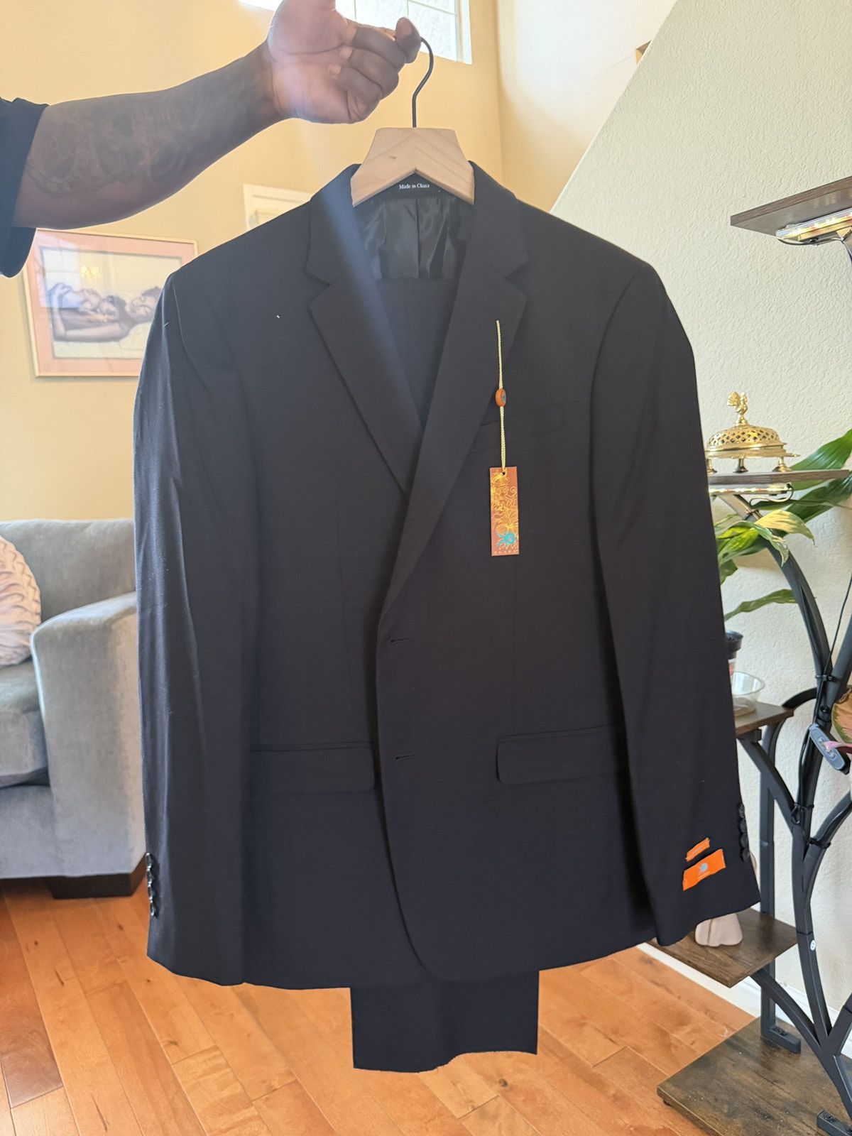 Egara Black Suit Size 40R - 1 Thumbnail