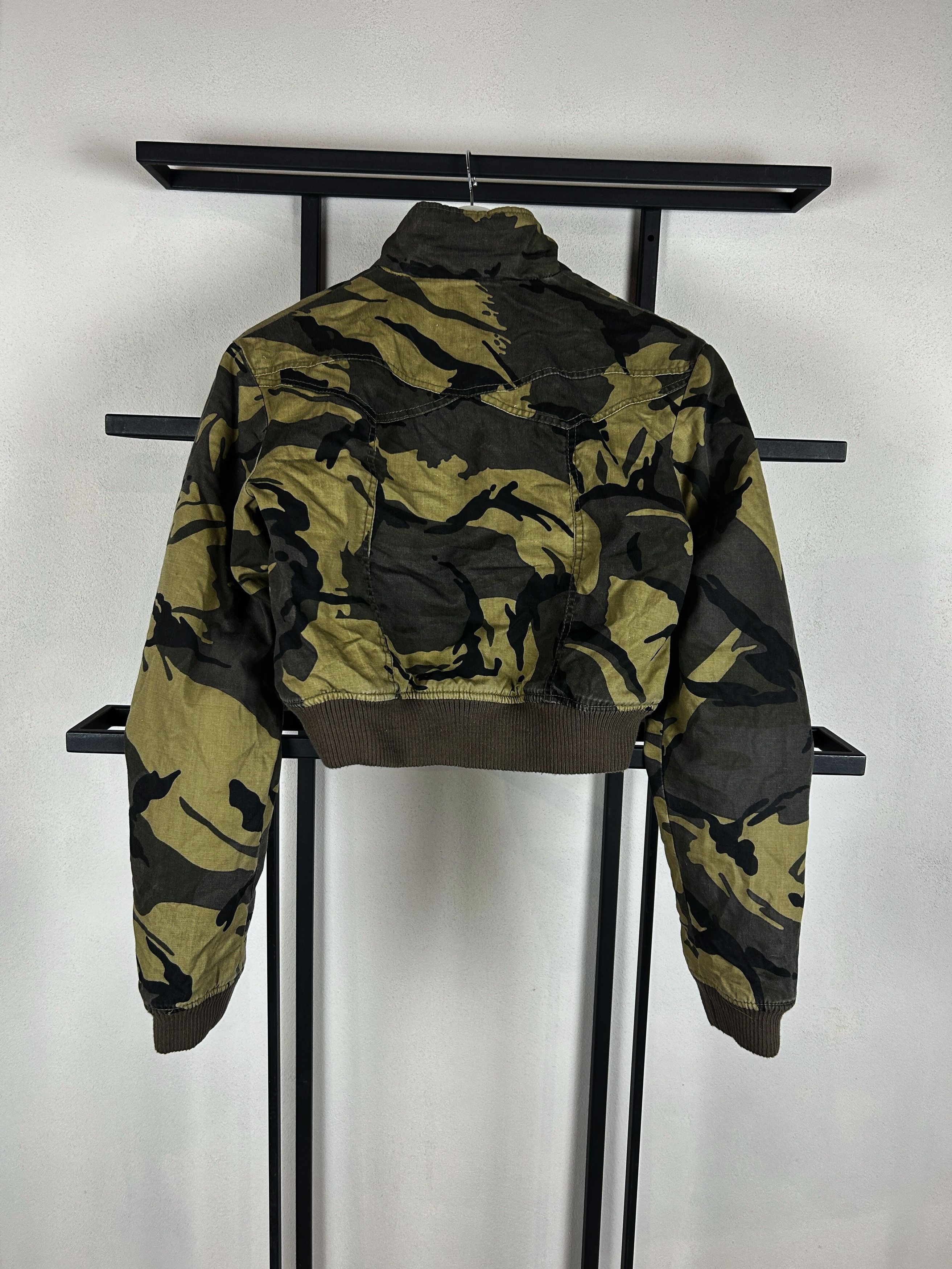 Japanese Brand Vintage Cropped Camo Jacket Y2K Military Streetwear Size US S / EU 44-46 / 1 - 4 Thumbnail