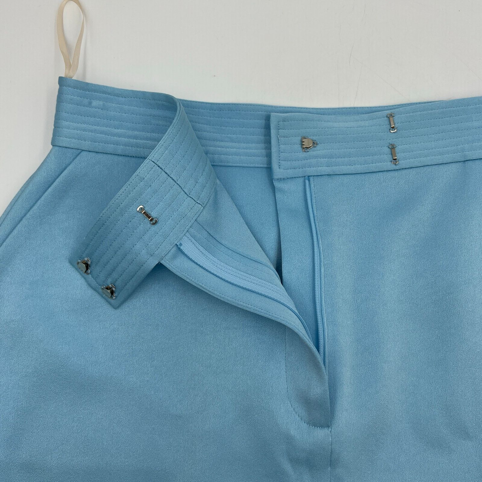 Alex Perry Alex Perry Lark Mini Skirt Blue Satin Crepe Size 32" / US 10 / IT 46 - 6 Thumbnail