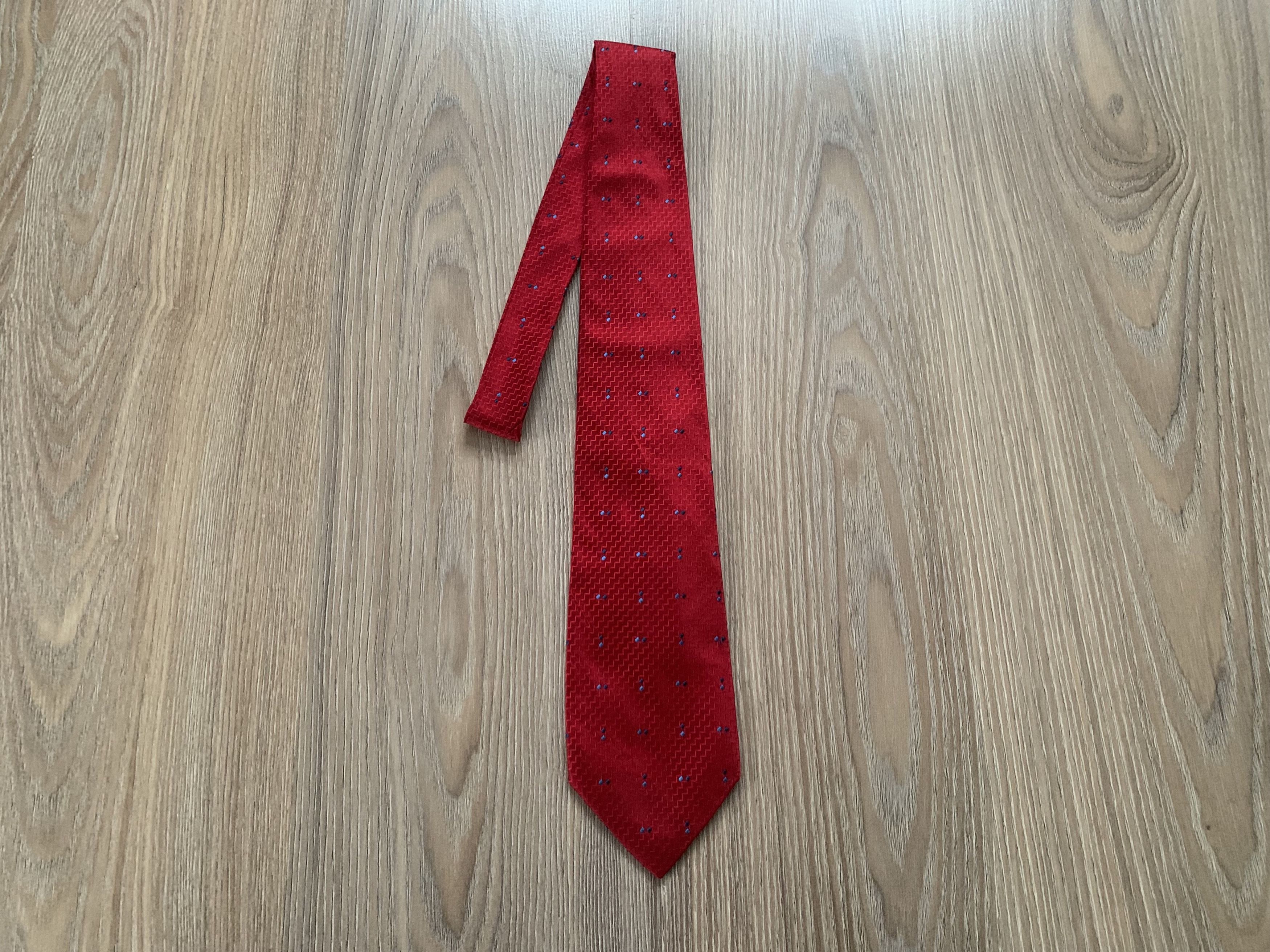 Valentino Rare Valentino Italian Red Silk Tie Size ONE SIZE - 2 Thumbnail