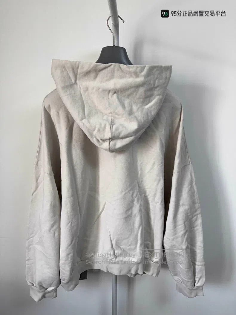 Balenciaga Balenciaga Off-white oversized hoodie Size US L / EU 52-54 / 3 - 2 Thumbnail