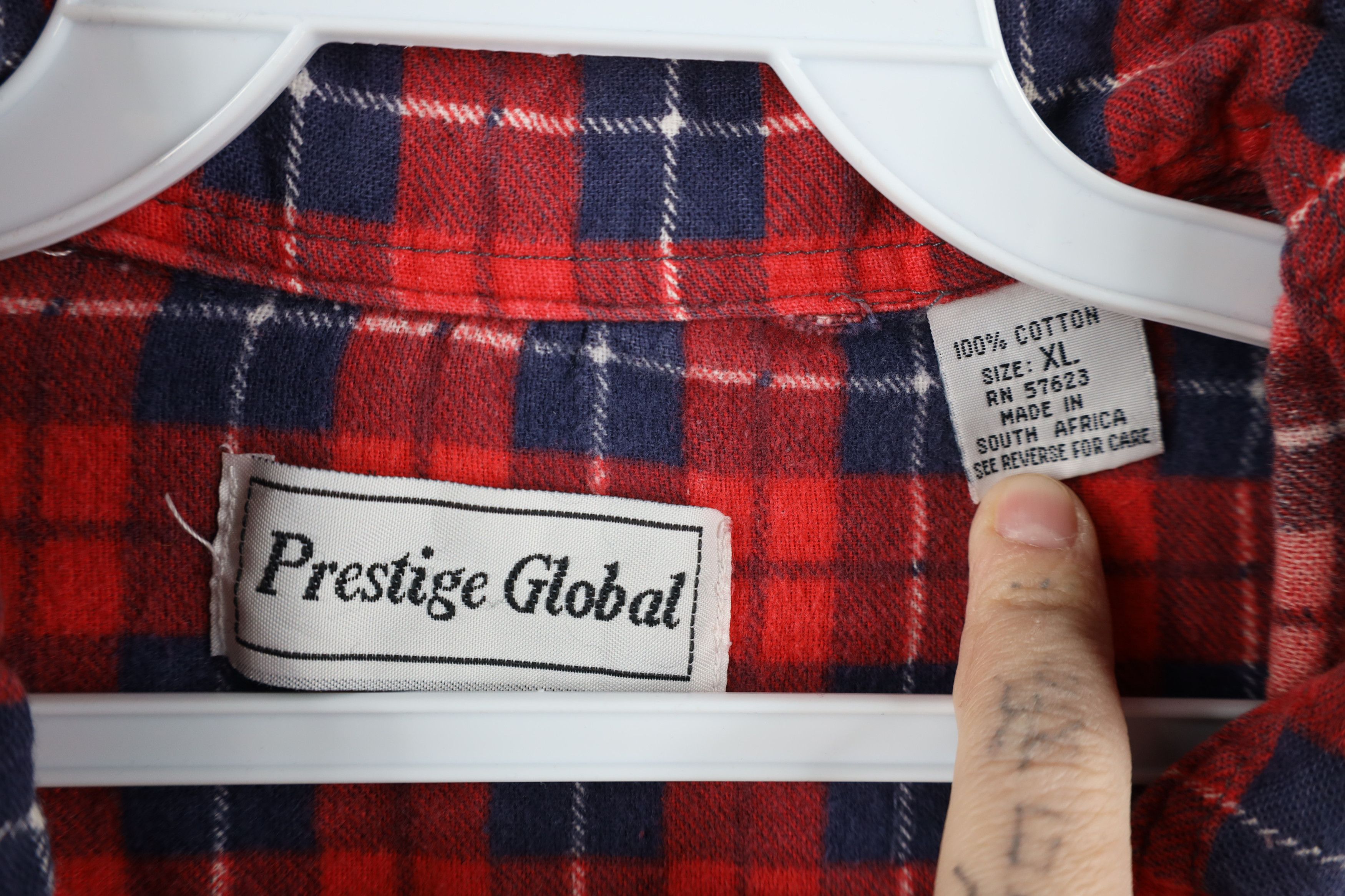 Vintage Vintage 70s Streetwear Collared Button Shirt Red Plaid Size US XL / EU 56 / 4 - 9 Thumbnail
