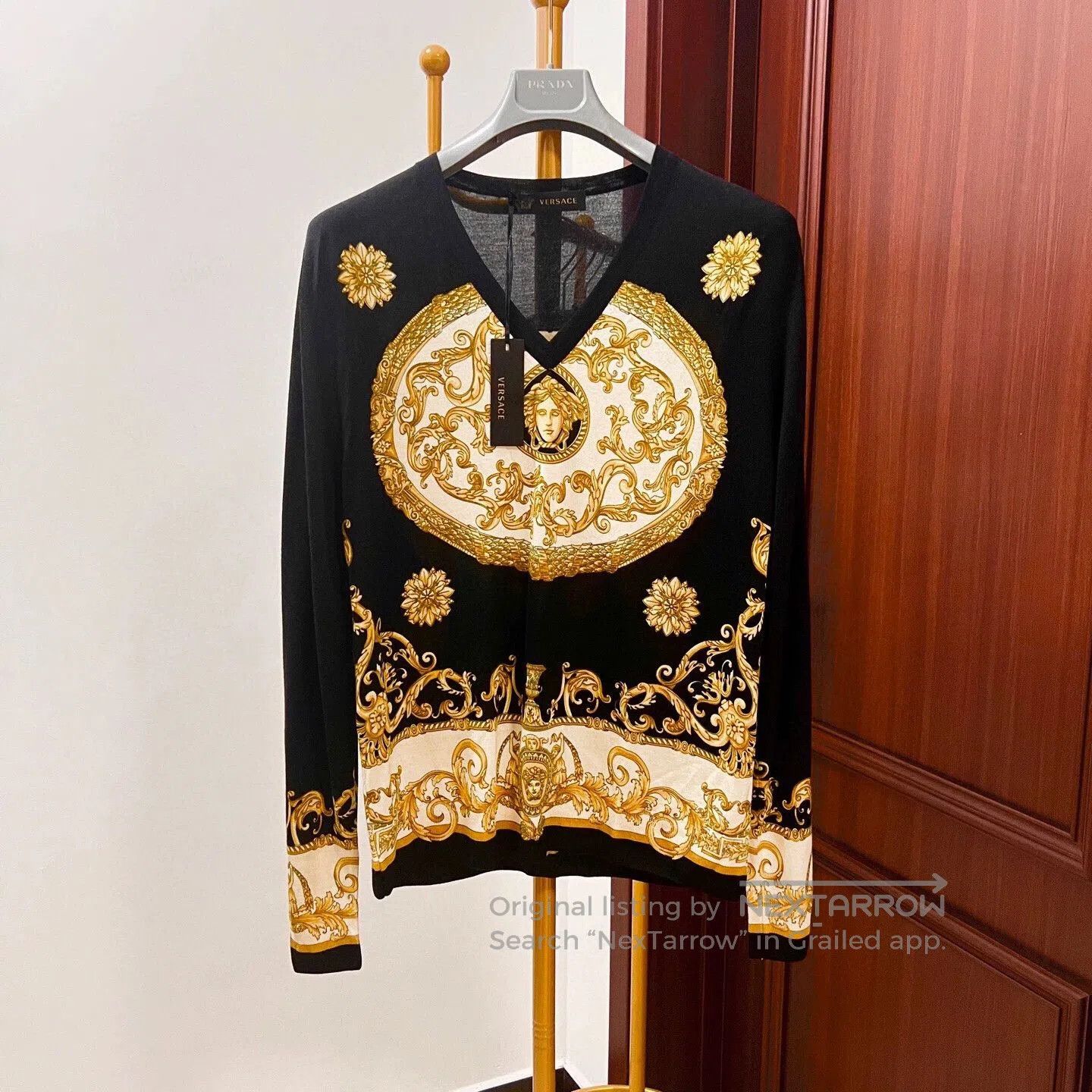 Versace Versace Men's V-Neck Knit Sweater. Size US M / EU 48-50 / 2 - 1 Thumbnail
