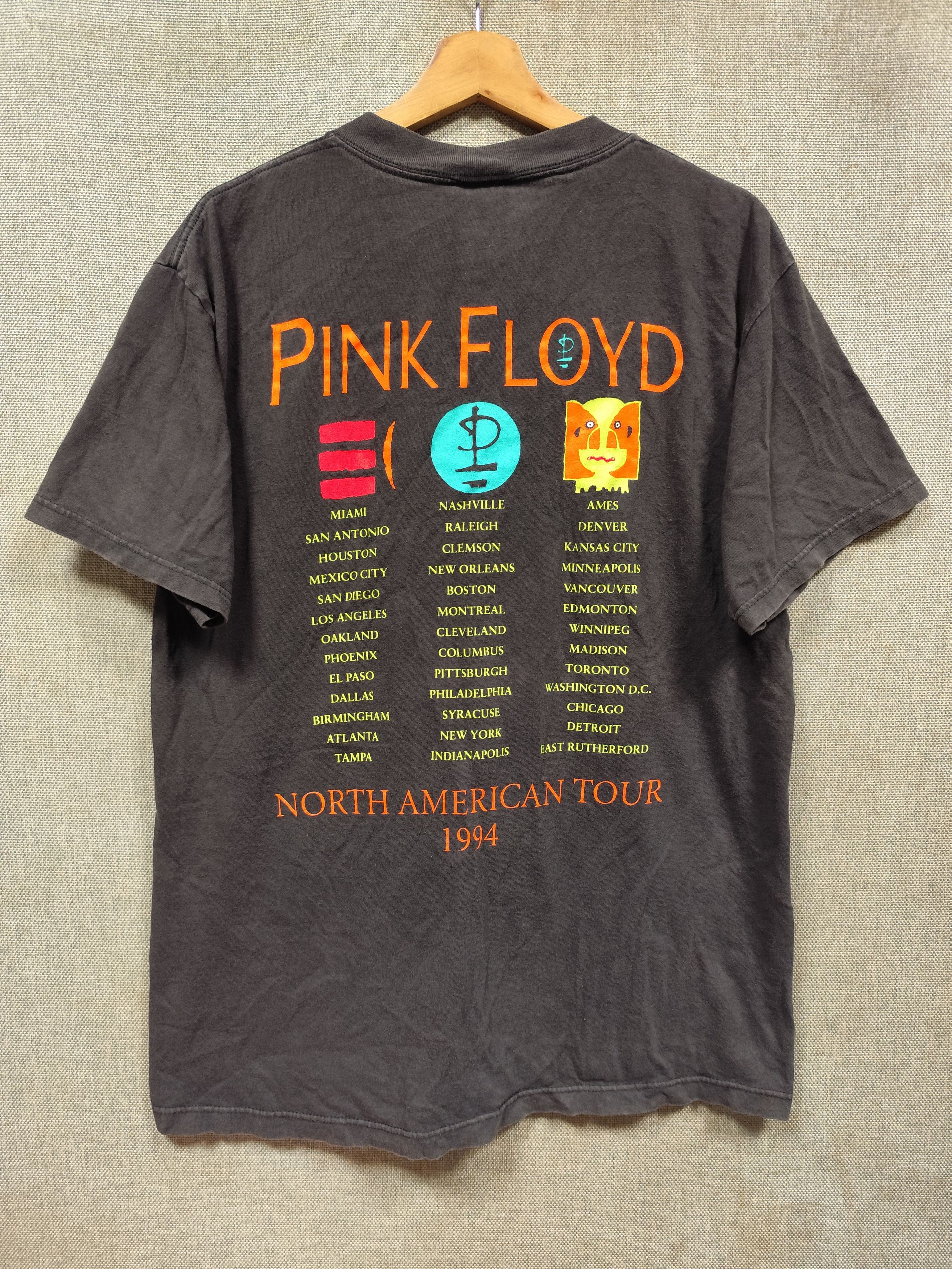 Pink Floyd Vintage 1994 Pink Floyd Division Bell Tour Tee Size US L / EU 52-54 / 3 - 2 Thumbnail