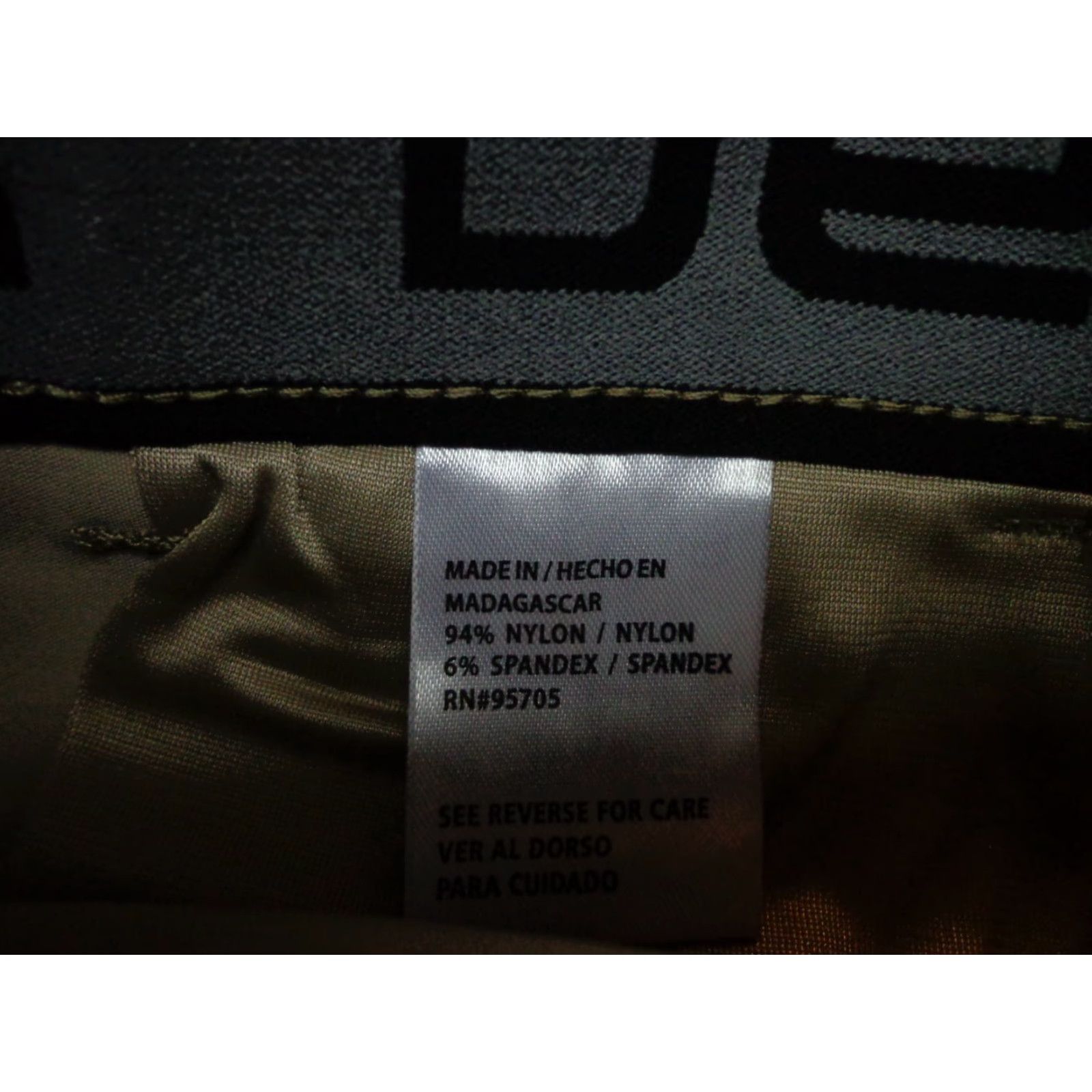 Vintage Denali Pants - Technical Stretch Side Zipper Media Pocket 38/30 Beige Men's Regular Straight NWT Denali 94% Nylon 6% Spandex Juniors? Size US 38 / EU 54 - 6 Thumbnail