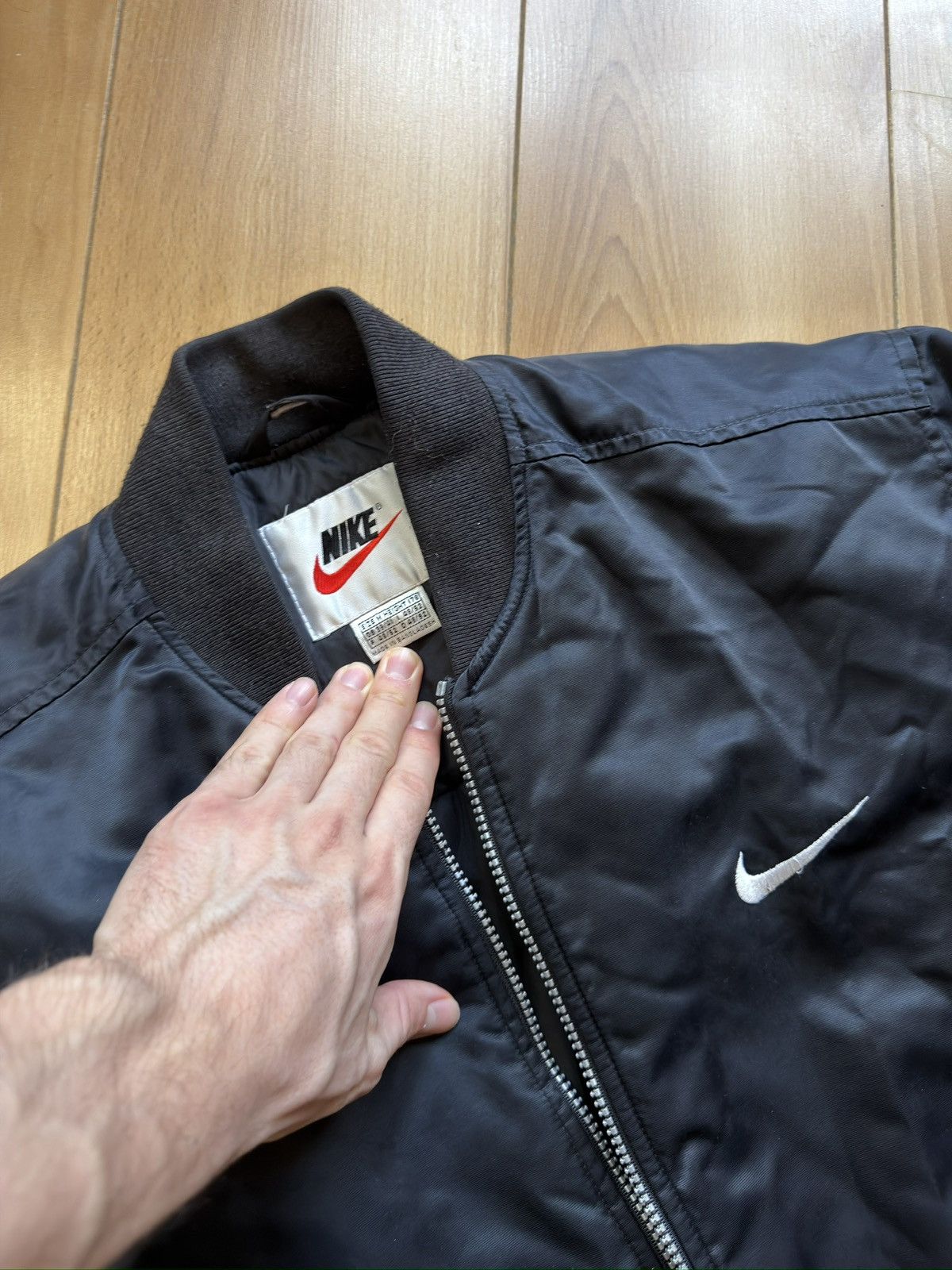 Nike Nike vintage black bomber jacket big logo Size US M / EU 48-50 / 2 - 7 Thumbnail