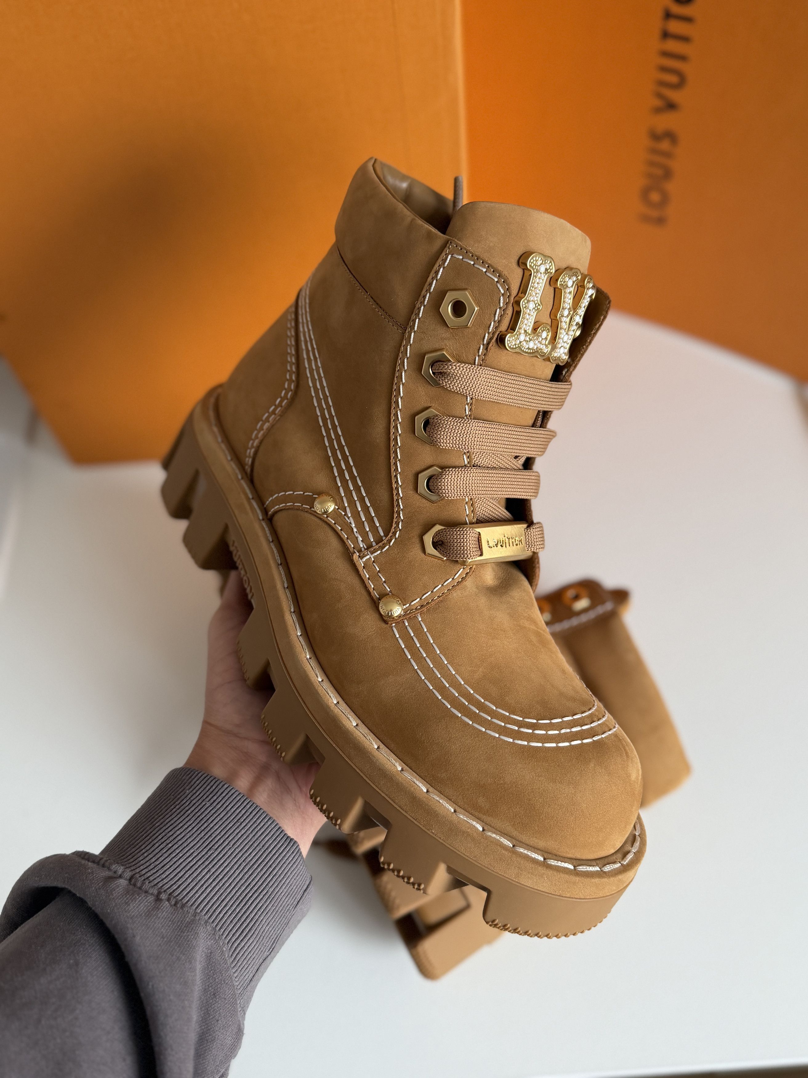 Louis Vuitton LV Checker Ankle Boot | size 8lv Size US 8 / EU 41 - 13 Thumbnail