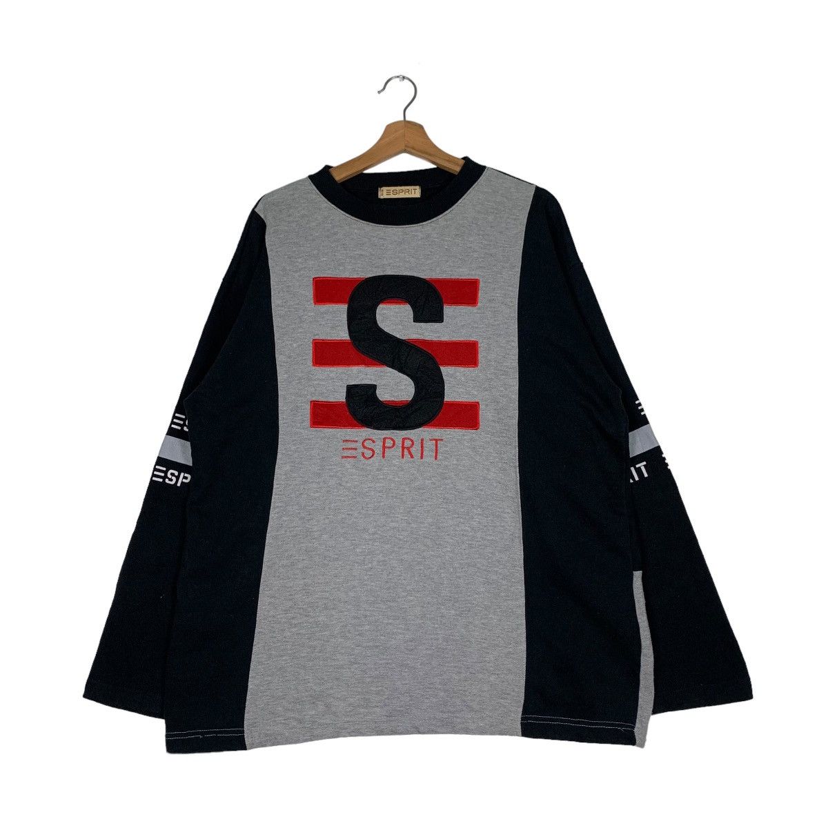 Esprit ESPRIT Embroidery Big Logo Pullover Sweater #0591-C28 Size US XL / EU 56 / 4 - 1 Thumbnail