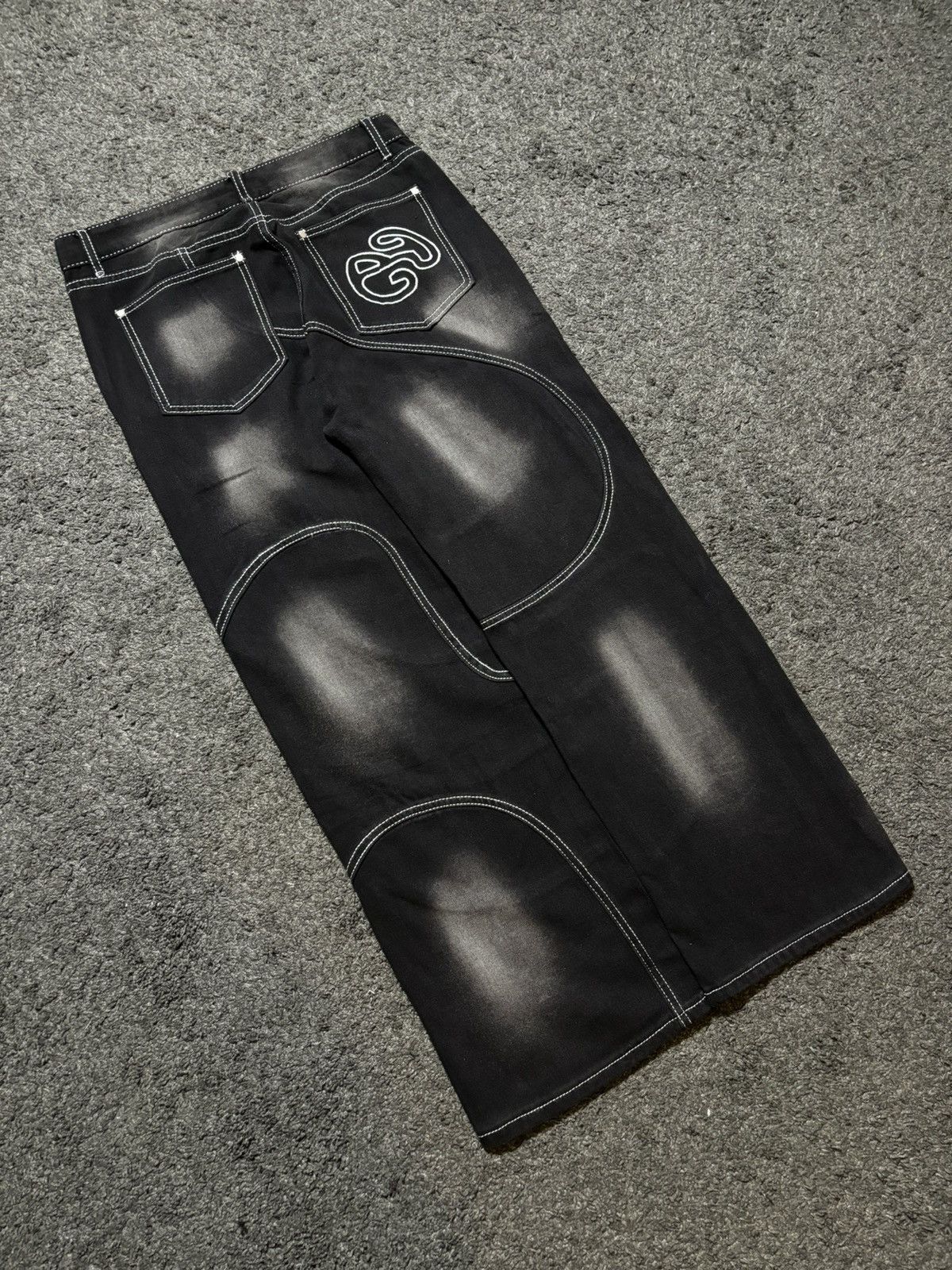 Jean × Vintage Vintage very rare abstract art black white baggy jeans denim Size US 33 - 5 Thumbnail
