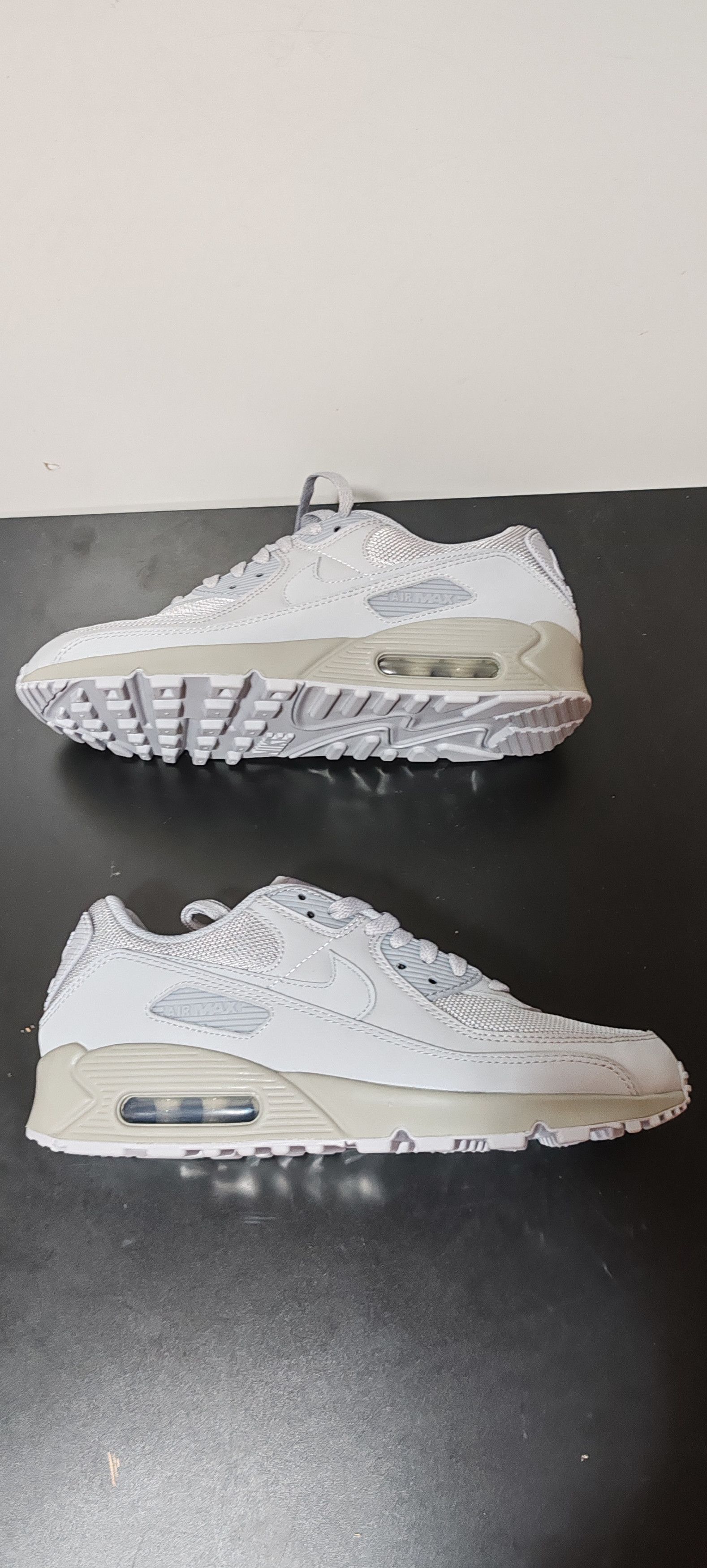 Nike AIR MAX 90 Size US 12 / EU 45 - 13 Thumbnail