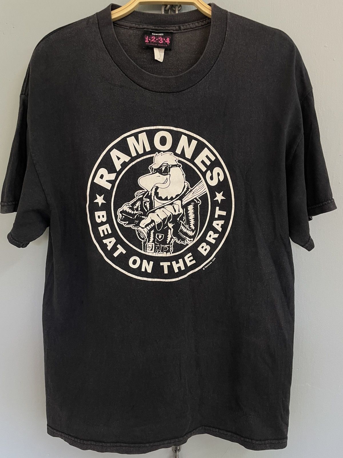 Band Tees Vintage Y2K Ramones Beat On The Brat punk band t shirt Size US L / EU 52-54 / 3 - 3 Thumbnail