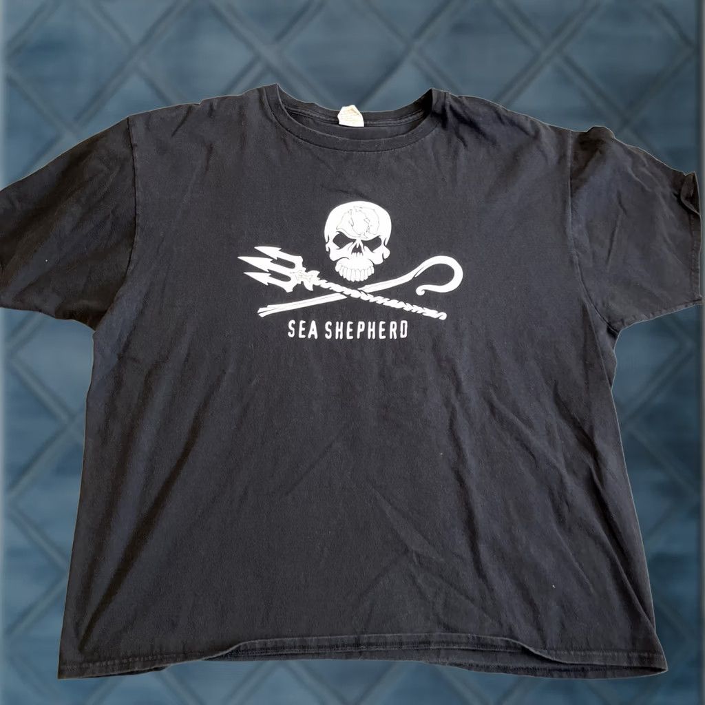 Anvil Anvil Sea Shephard Original Logo T Shirt RARE Christian Bale XXL Men's Size US XXL / EU 58 / 5 - 1 Thumbnail