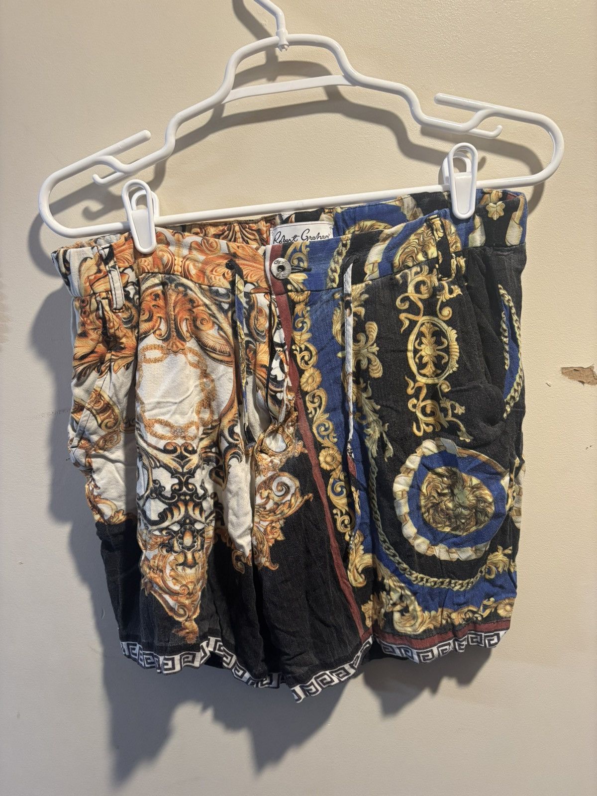 Robert Graham Robert Graham Baroque Shorts Size US 32 / EU 48 - 1 Thumbnail
