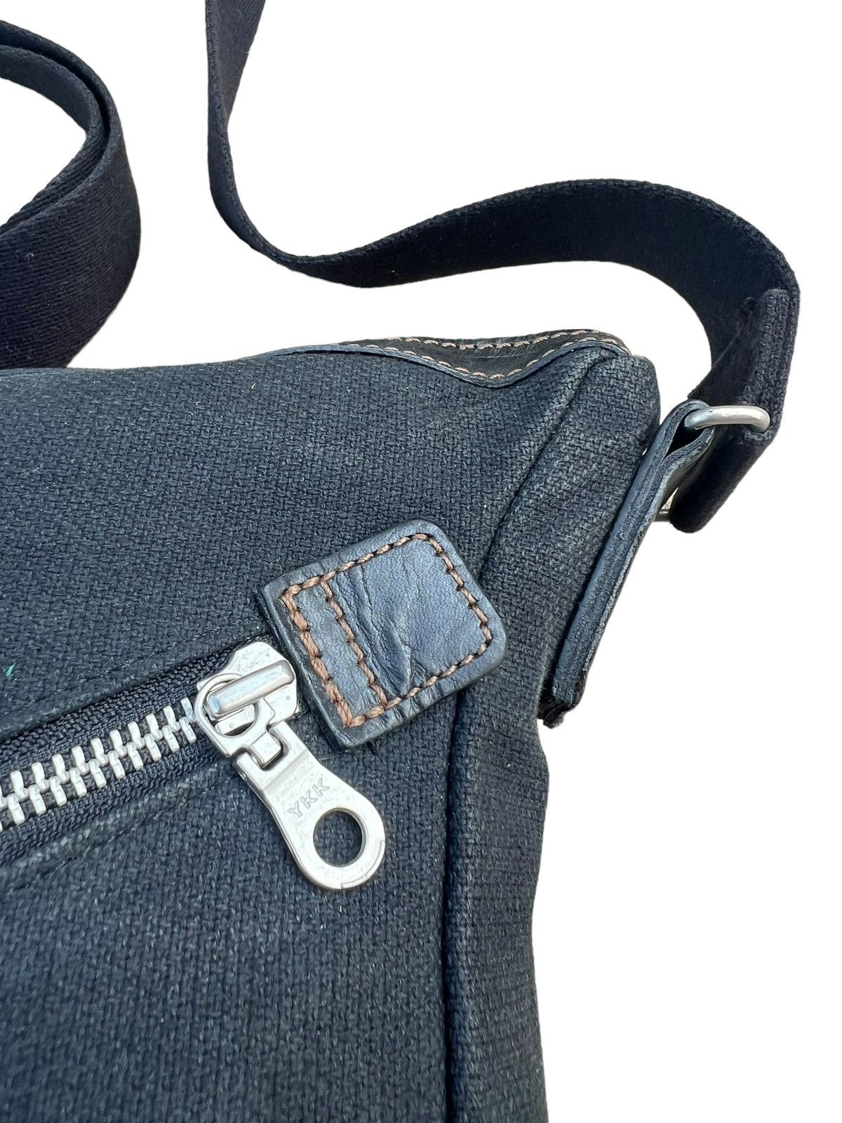 Katharine Hamnett London Vintage Katharine Hamnett London Hybrid Cotton Leather Bag Size ONE SIZE - 3 Thumbnail