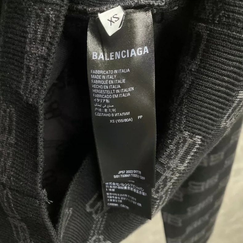 Balenciaga Balenciaga Black lock full knit logo sweater Size US XS / EU 42 / 0 - 4 Thumbnail