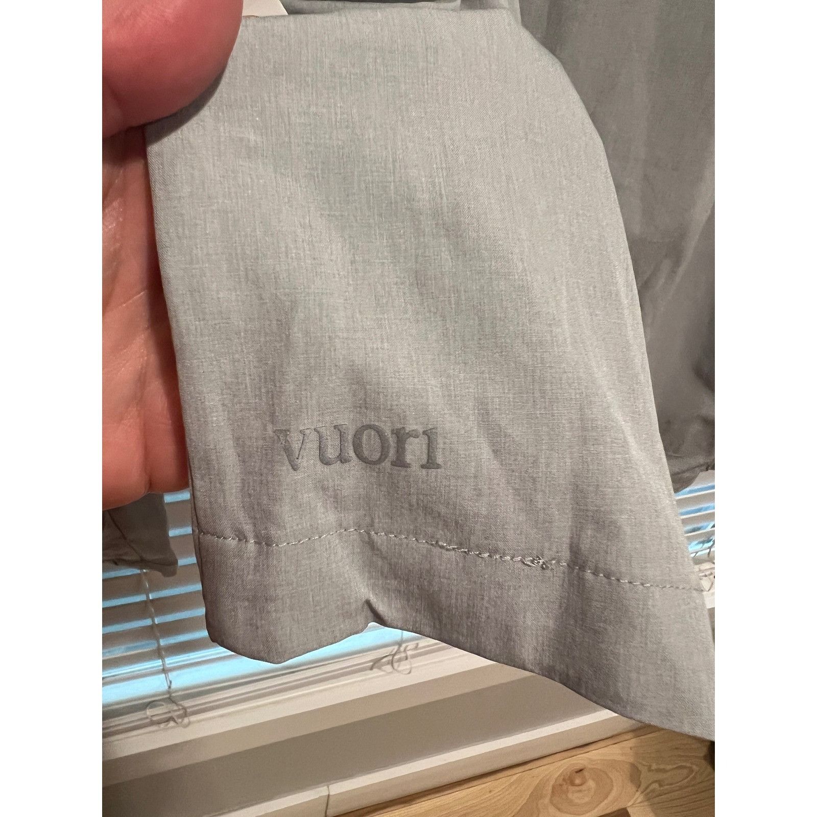 Vuori Vuori Mens Venture Track Jacket Light Gray Full Zip Lightwei Size US XL / EU 56 / 4 - 11 Thumbnail
