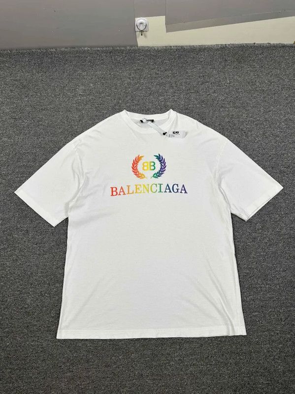 Balenciaga Balenciaga Colorful Logo Print Round Neck T-shirt Size US S / EU 44-46 / 1 - 1 Thumbnail