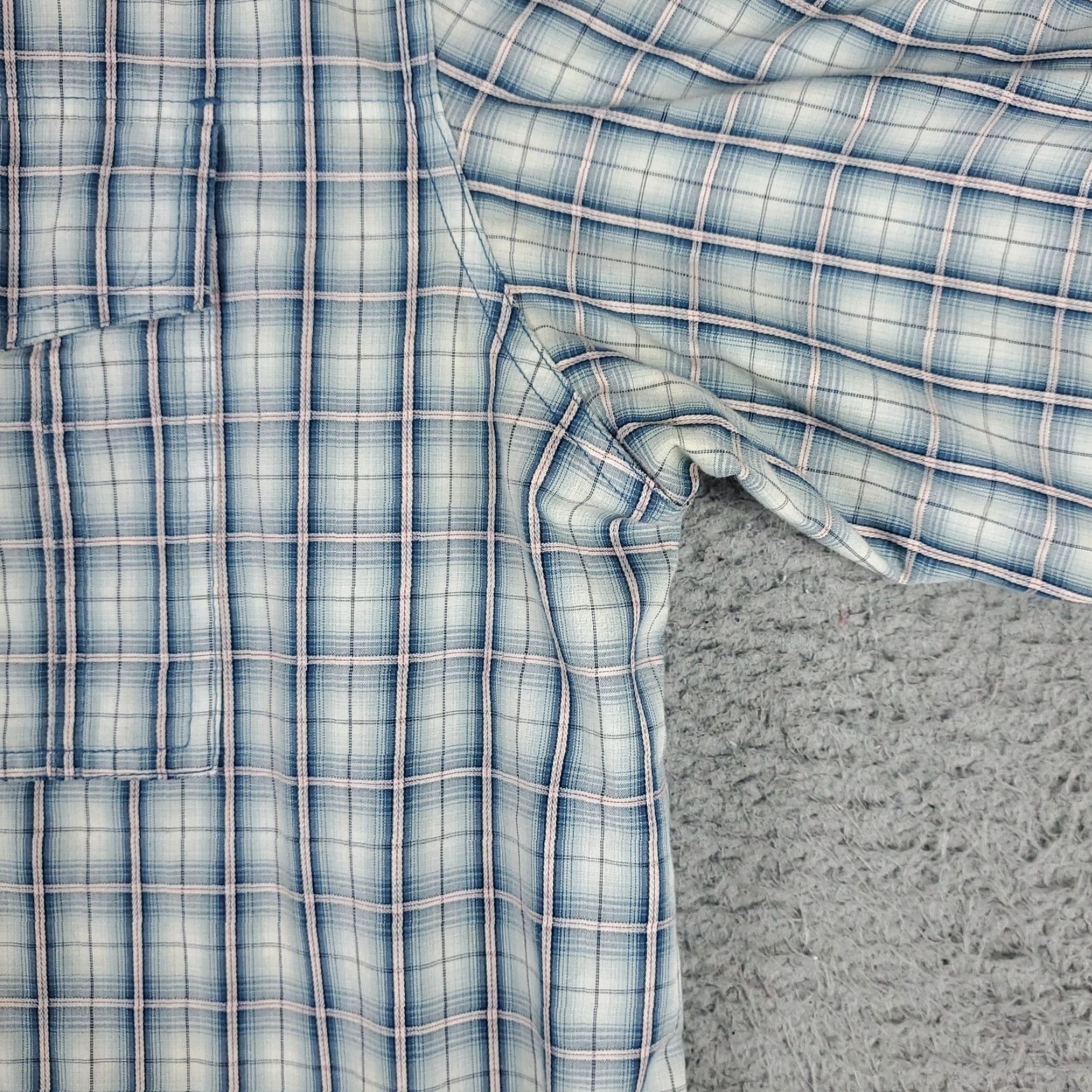 Vintage Columbia Shirt Mens XLT Blue Plaid Button Up Short Sleeve Stained Size US XL / EU 56 / 4 - 5 Thumbnail