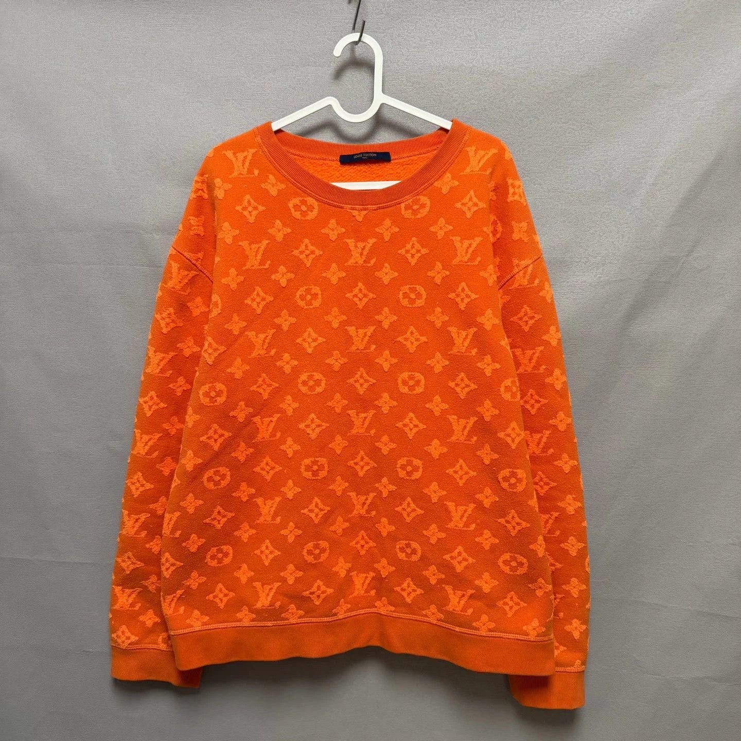 Louis Vuitton Louis Vuitton (LV) Orange flocked monogram sweatshirt Size US L / EU 52-54 / 3 - 1 Thumbnail