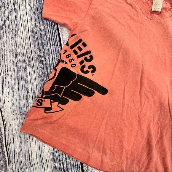 Vintage Vintage Dockers/Levi’s Pink Graphic T-Shirt Size M / US 6-8 / IT 42-44 - 2 Thumbnail