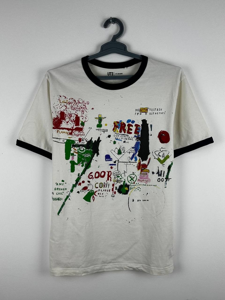 Japanese Brand × Uniqlo JEAN MICHEL BASQUIAT x UNIQLO Art T shirt Size US L / EU 52-54 / 3 - 1 Thumbnail
