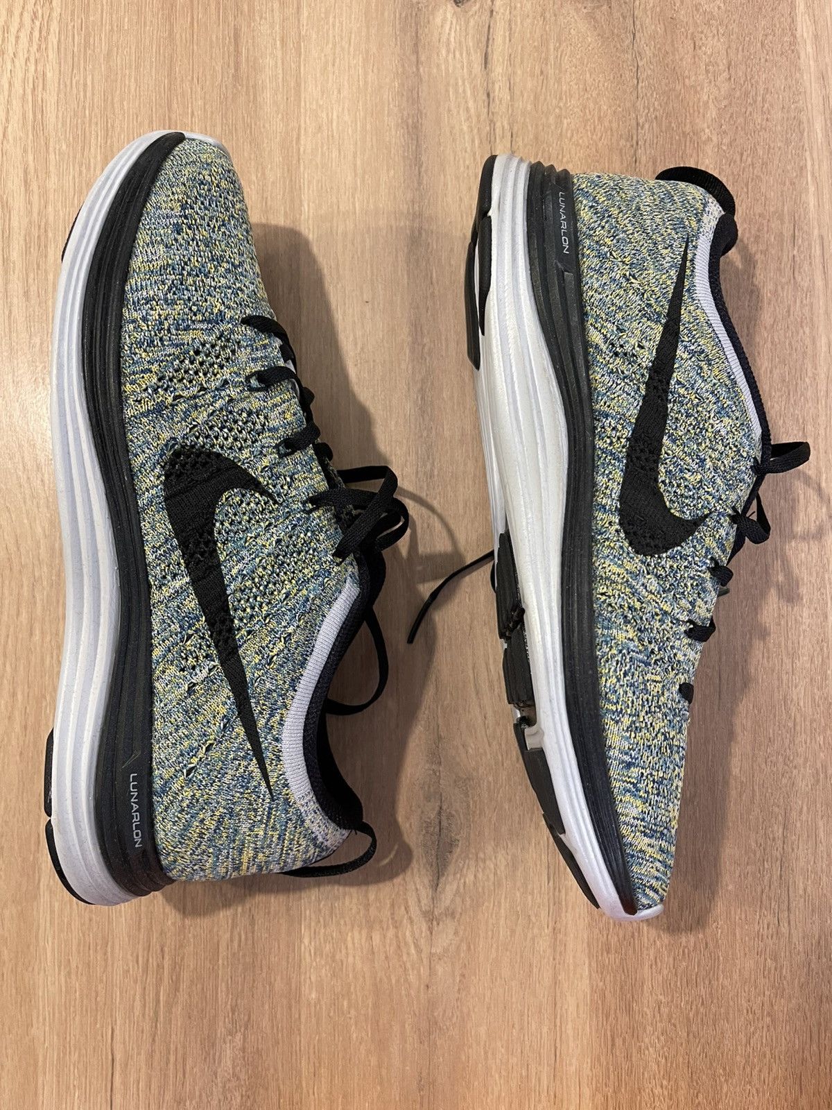 Nike NIKE FLYKNIT LUNAR1+ US 8.5 UK 7.5 EUR 42 STYLE 554887008 Size US 8.5 / EU 41-42 - 4 Thumbnail