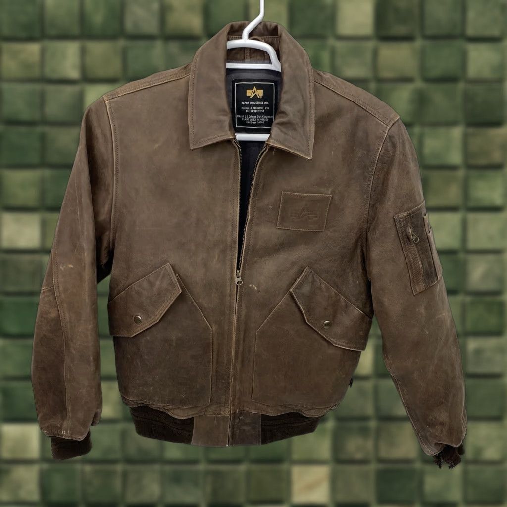 Alpha Industries Alpha Industries bomber jacket Men size small MA-1 Leather Flight military jacket Size US S / EU 44-46 / 1 - 1 Thumbnail
