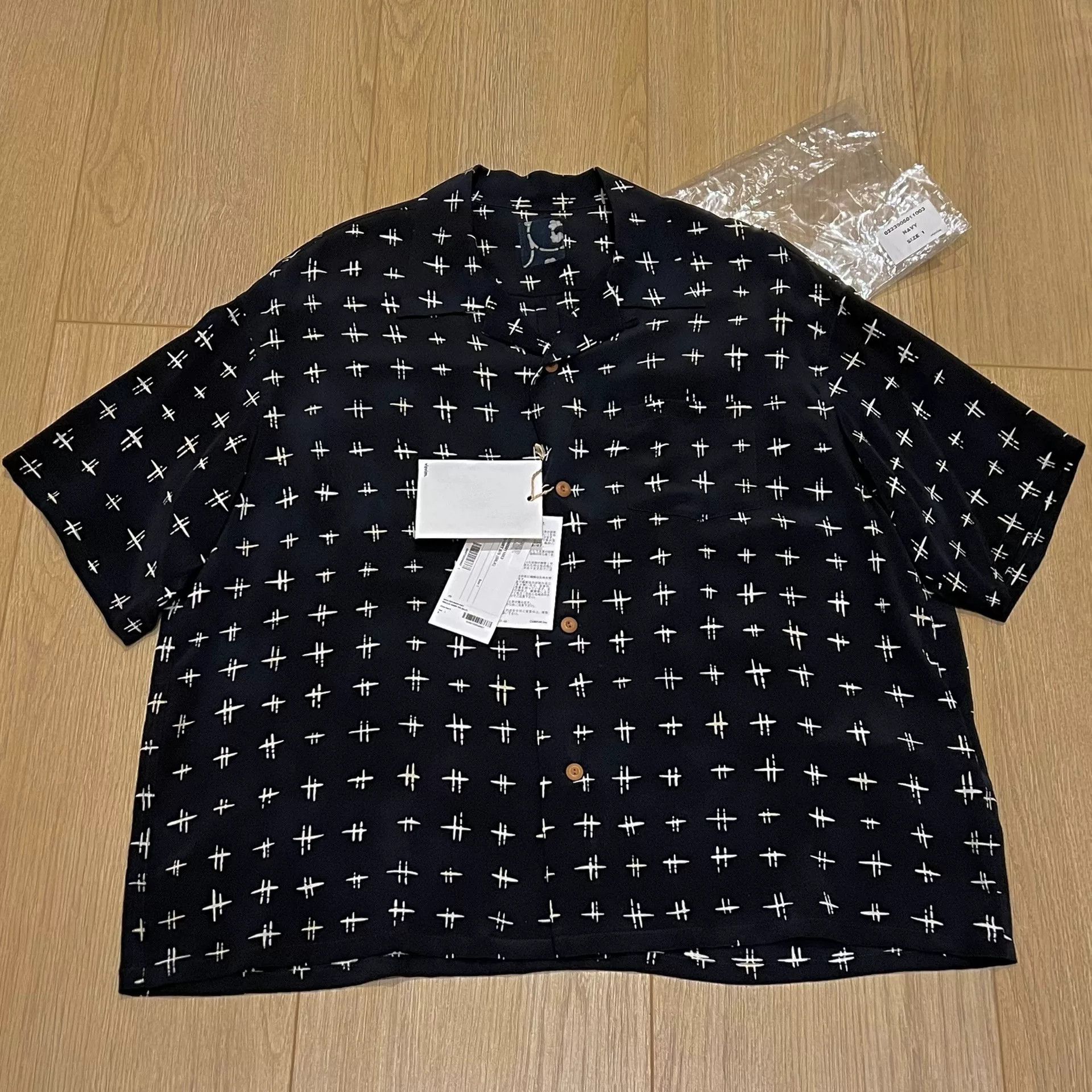 Visvim VISVIM 23SS ICT Wallis S/S Silk Shirt Size US S / EU 44-46 / 1 - 1 Thumbnail