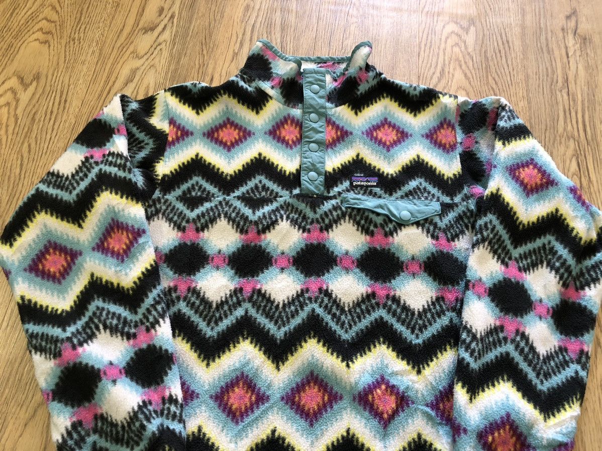 Patagonia × Vintage Patagonia Synchilla Navajo youth snap button Tshirt Size XS / US 0-2 / IT 36-38 - 3 Thumbnail