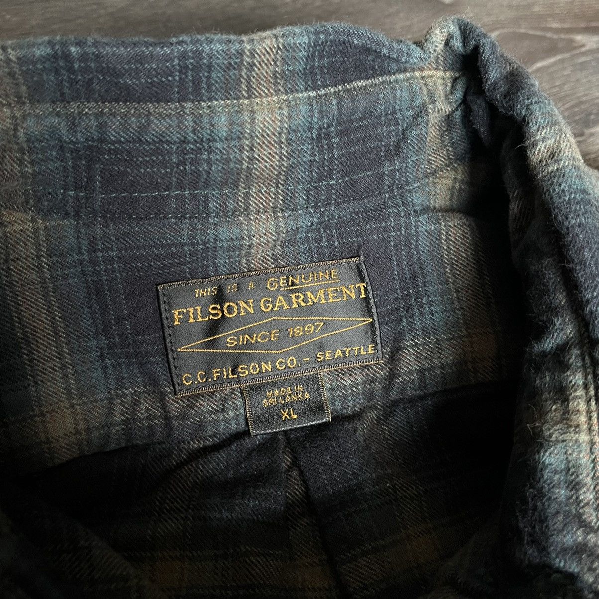Filson Filson Alaskan Guide Shirt Navy Bronze Plaid Flannel Button Size US XL / EU 56 / 4 - 7 Thumbnail