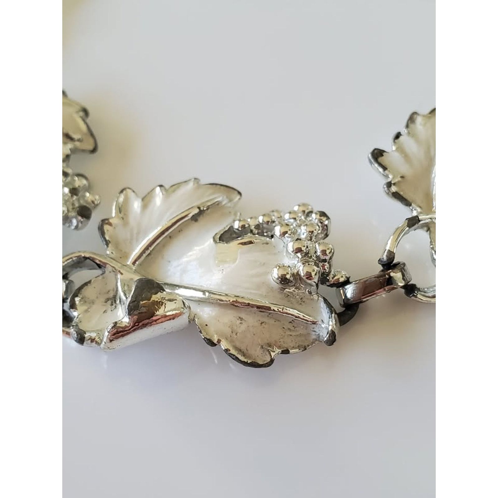 Other Sarah Coventry White Grapevine Necklace and Earring Set Size ONE SIZE - 2 Thumbnail