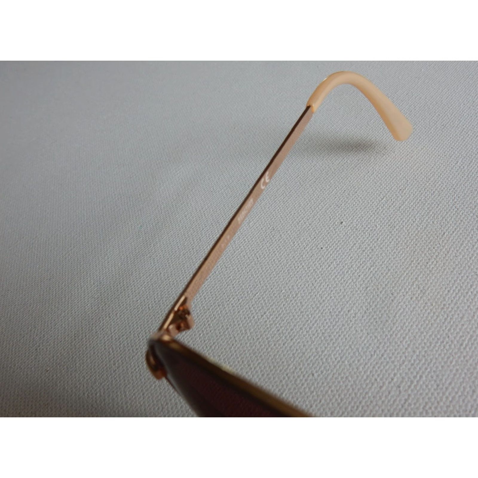 Kenneth Cole VINTAGE Kenneth Cole Sunglasses Women Gold Small Scratched Lenses 80s Size ONE SIZE - 7 Thumbnail