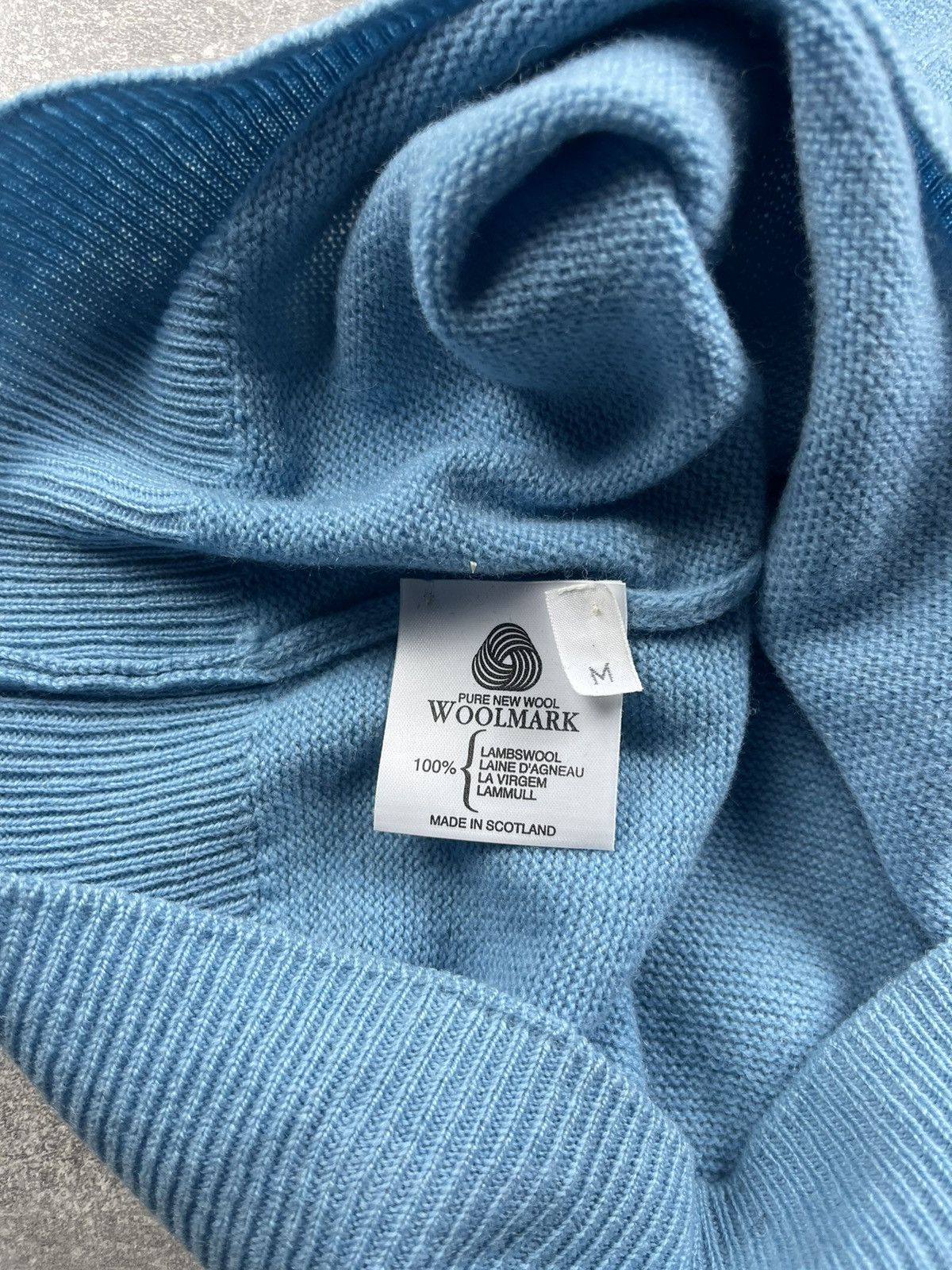 Pringle Of Scotland Pringle of Scotland Pure New Wool Crewneck Sweater Blue Size US M / EU 48-50 / 2 - 10 Thumbnail