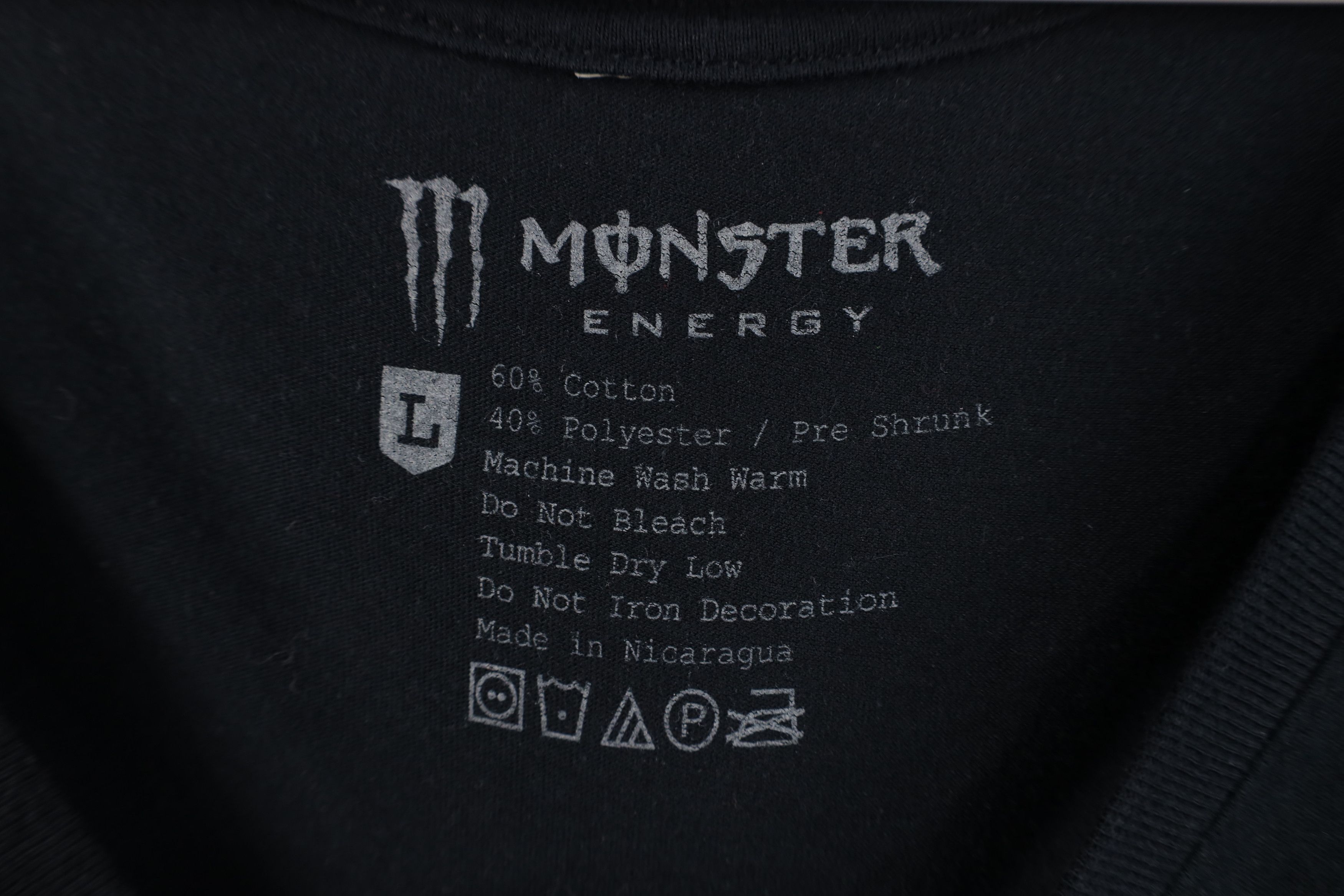 Vintage Y2K Monster Energy Drink Spell Out V-Neck T-Shirt Black Size L / US 10 / IT 46 - 6 Thumbnail