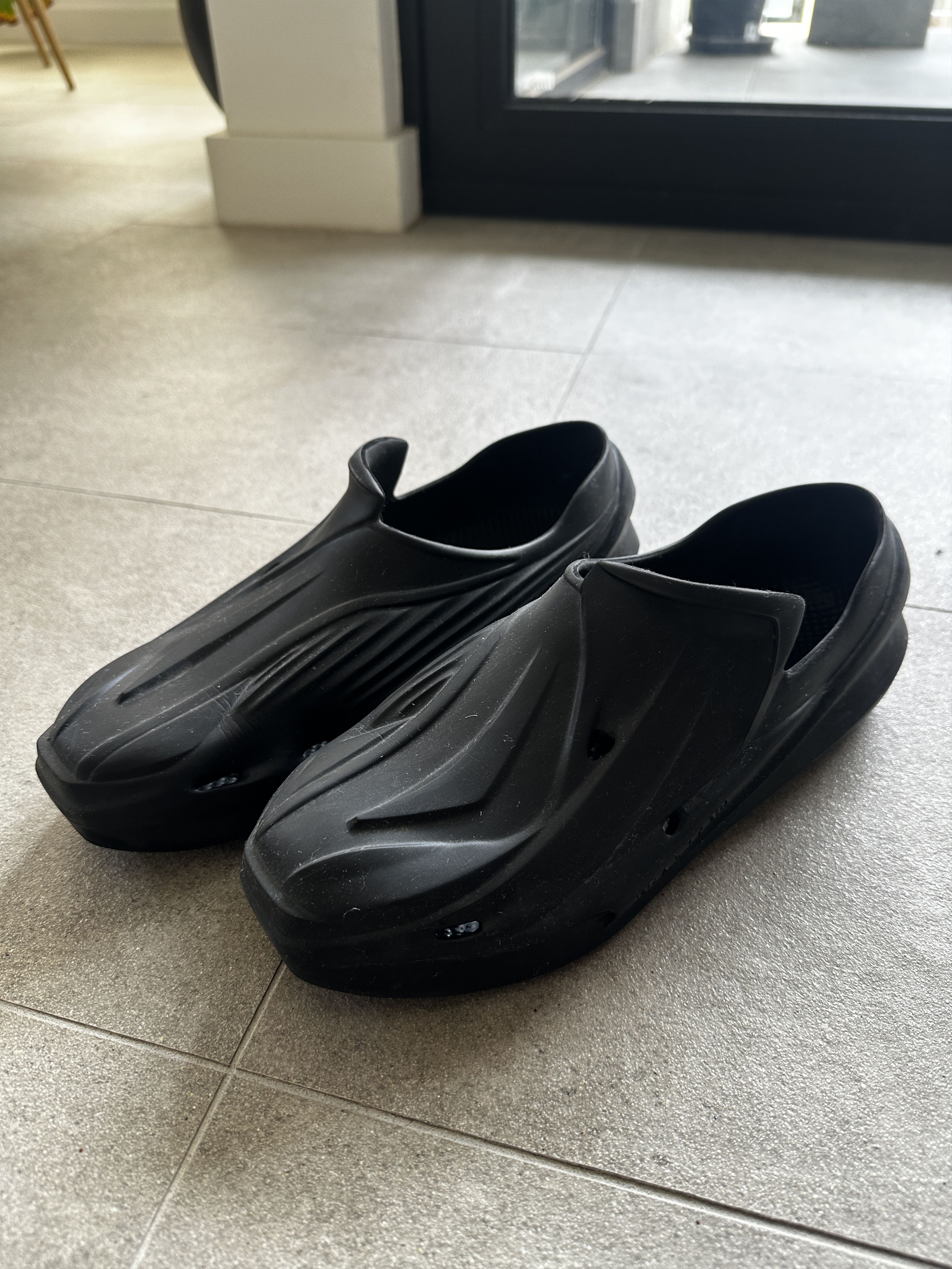 1017 ALYX 9SM MONO SLIP ON Size US 9 / EU 42 - 1 Thumbnail